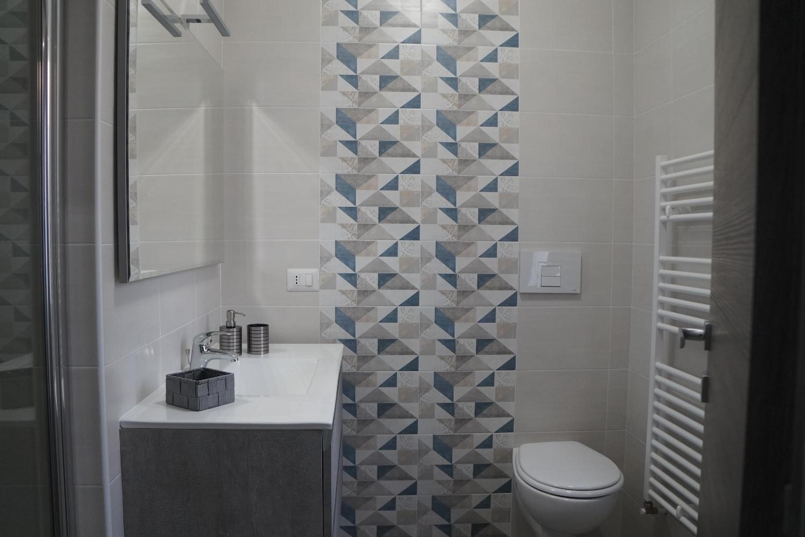 Deluxe Junior Suite - Photo 10