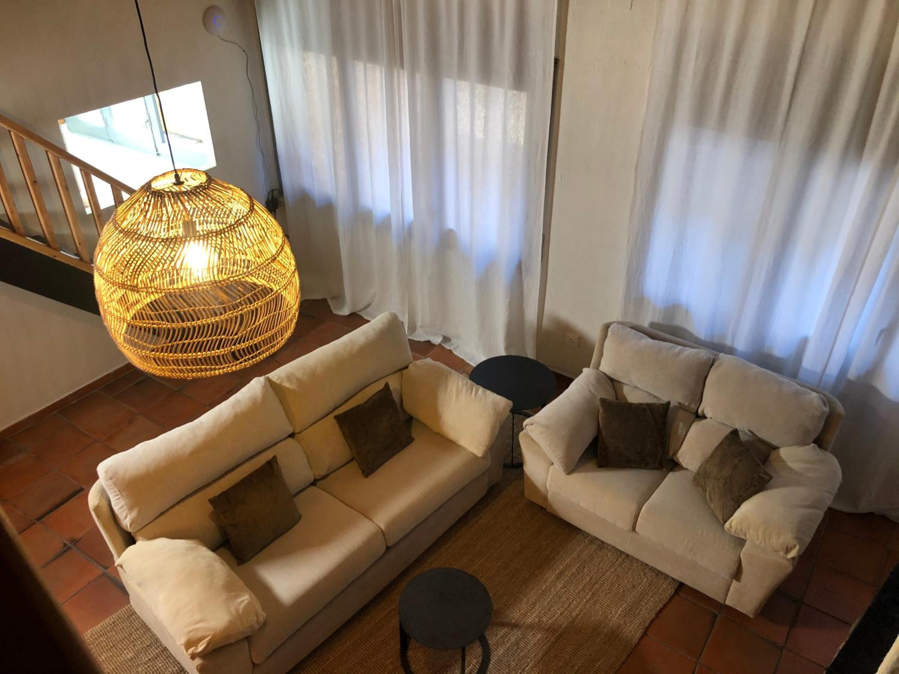 Three-Bedroom House photo 3