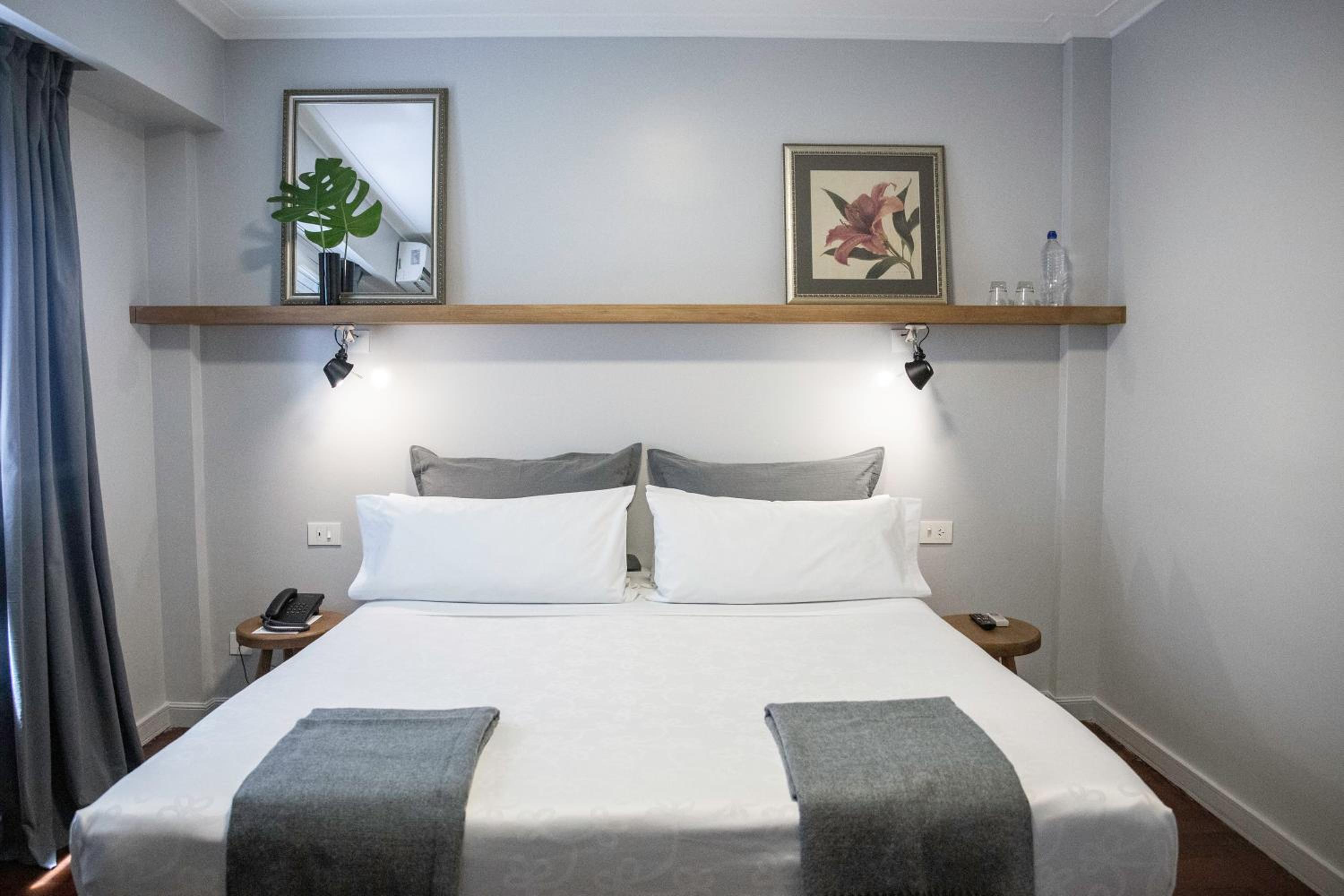 Deluxe Double Room photo 2