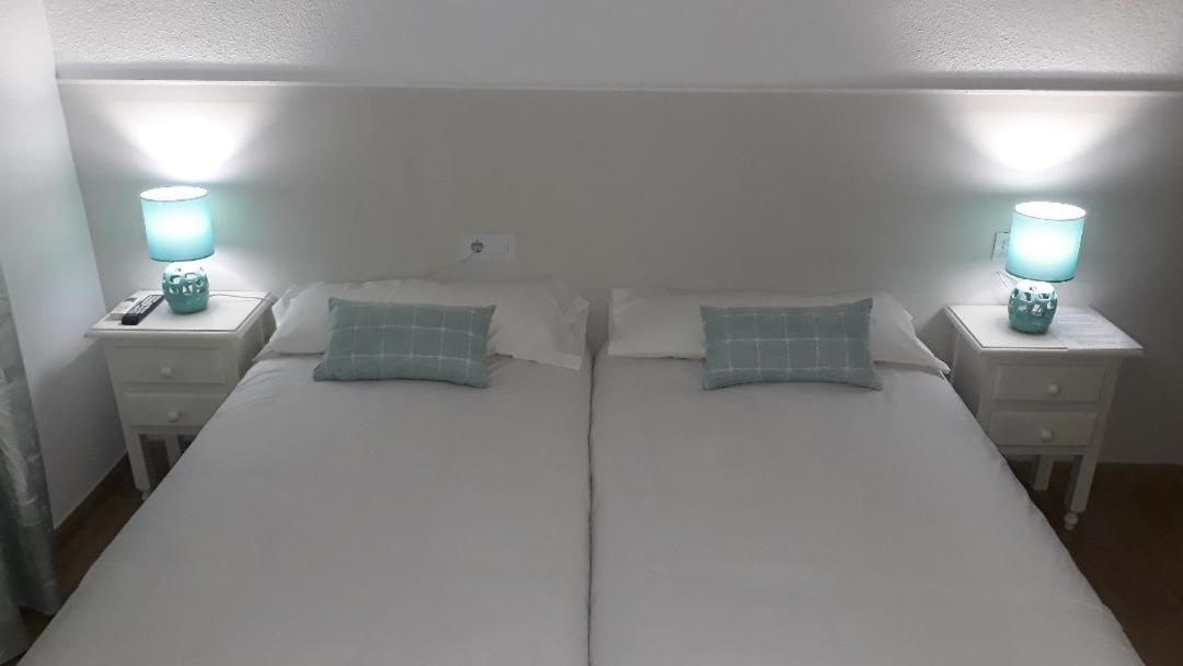 Twin Room - Photo 6