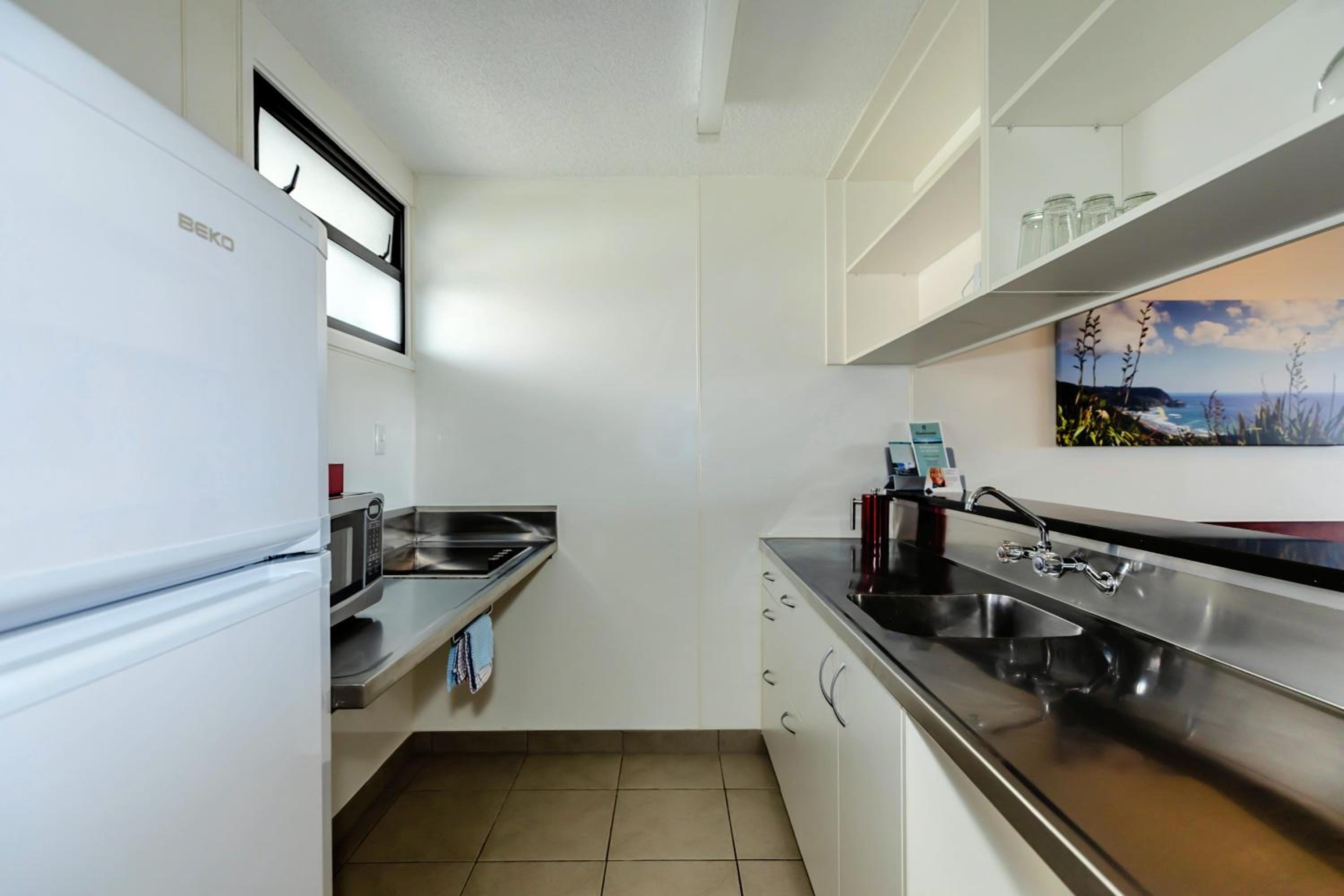 Premium Studio with Balcony - Photo 6