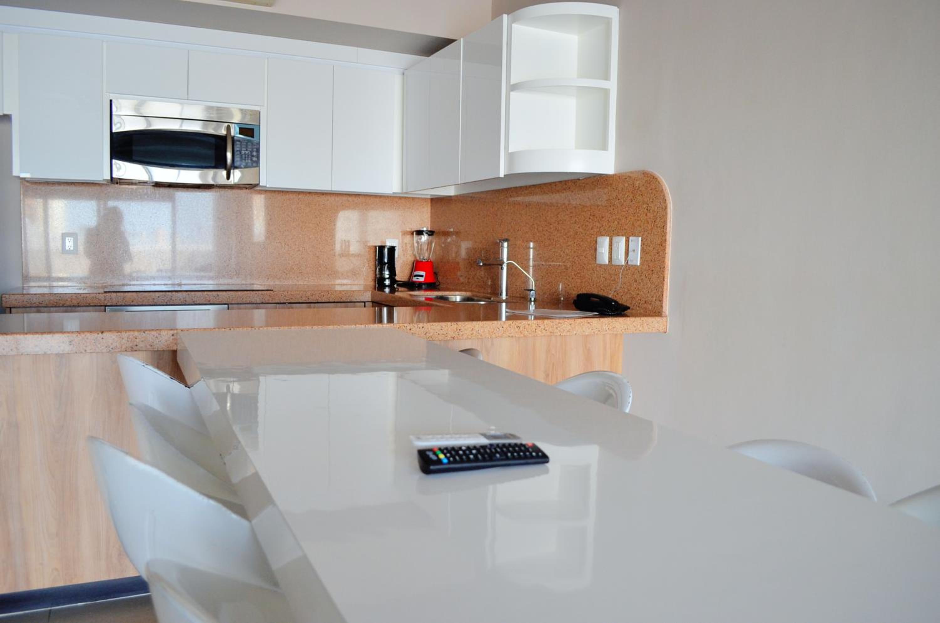 One-Bedroom Apartment - Photo 7