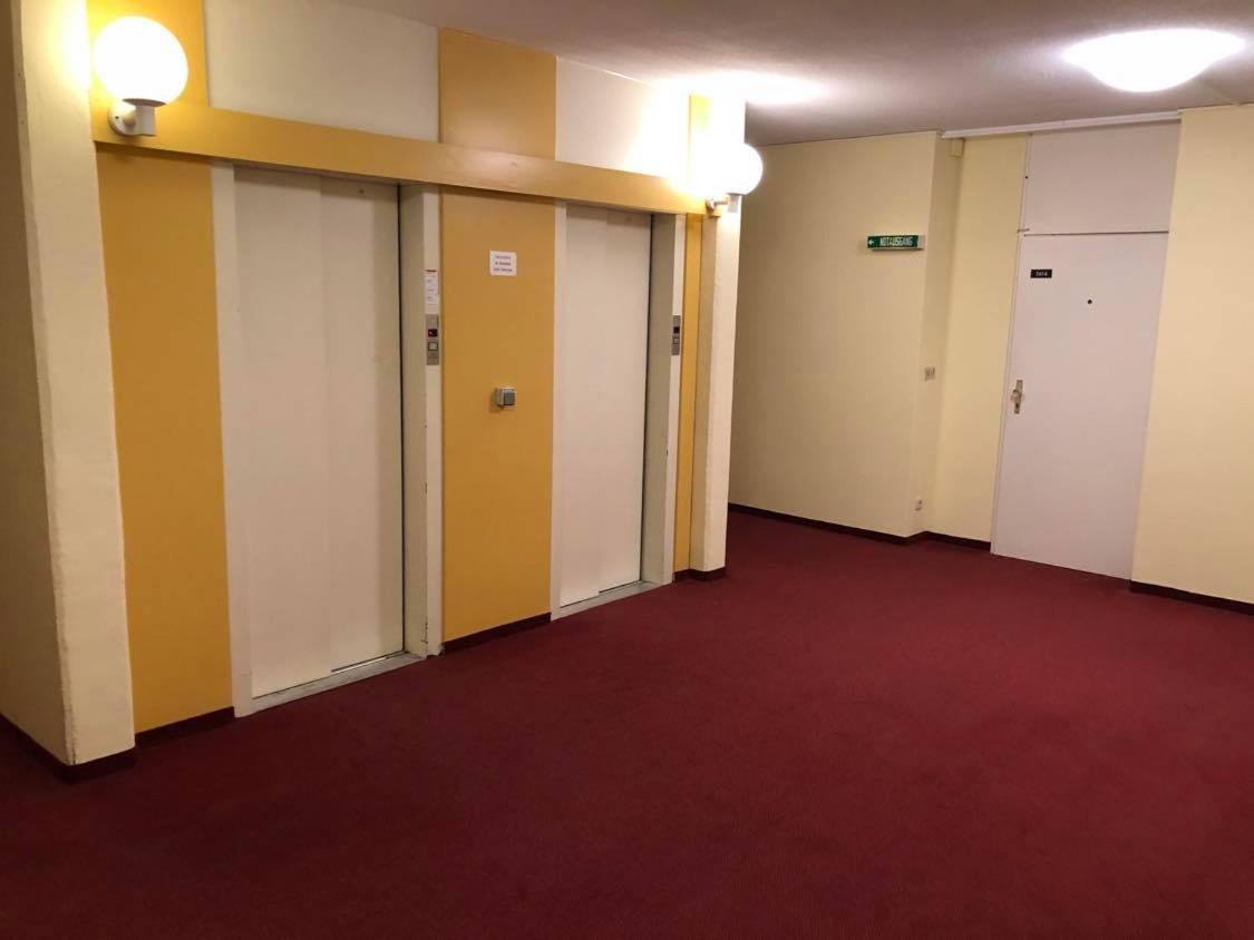 One-Bedroom Apartment - Photo 20