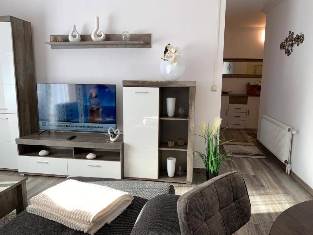 One-Bedroom Apartment - Photo 18