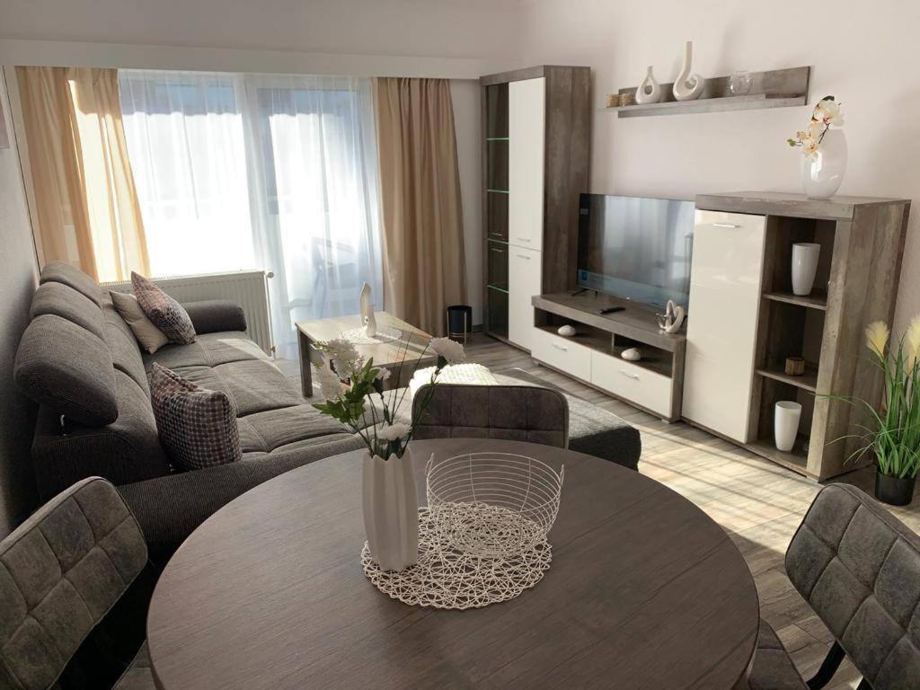 One-Bedroom Apartment - Photo 13