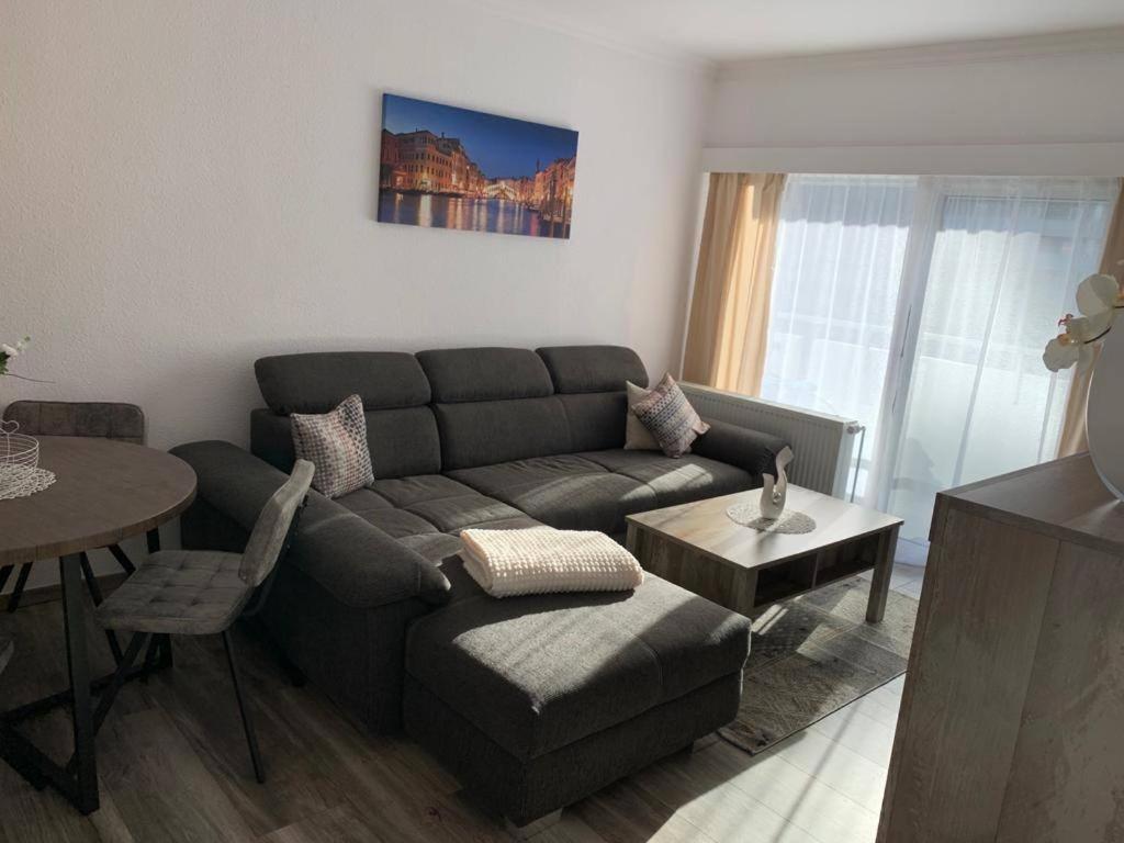 One-Bedroom Apartment - Photo 9