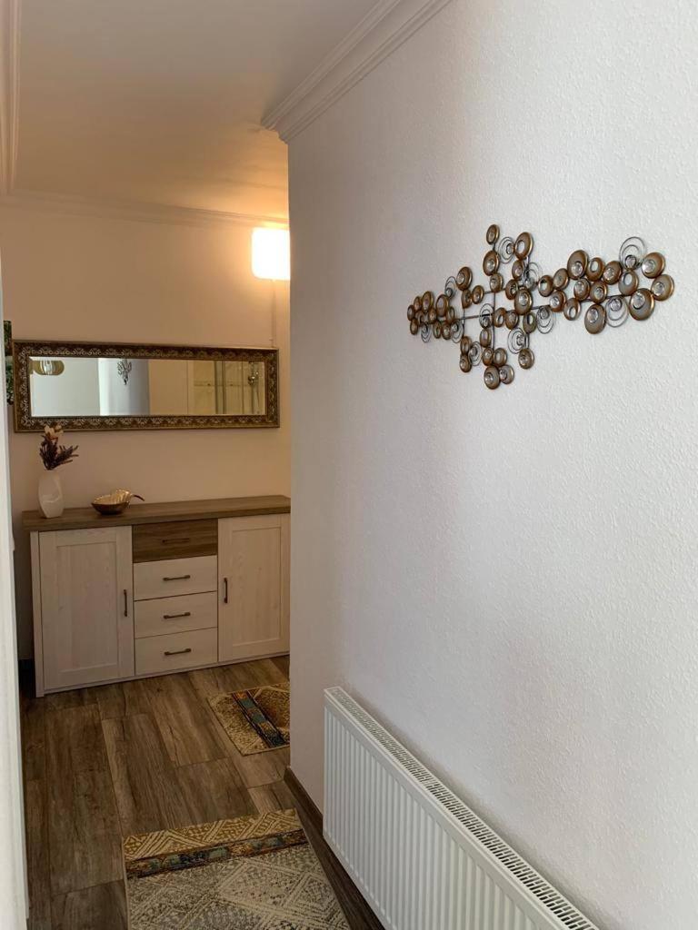 One-Bedroom Apartment - Photo 32