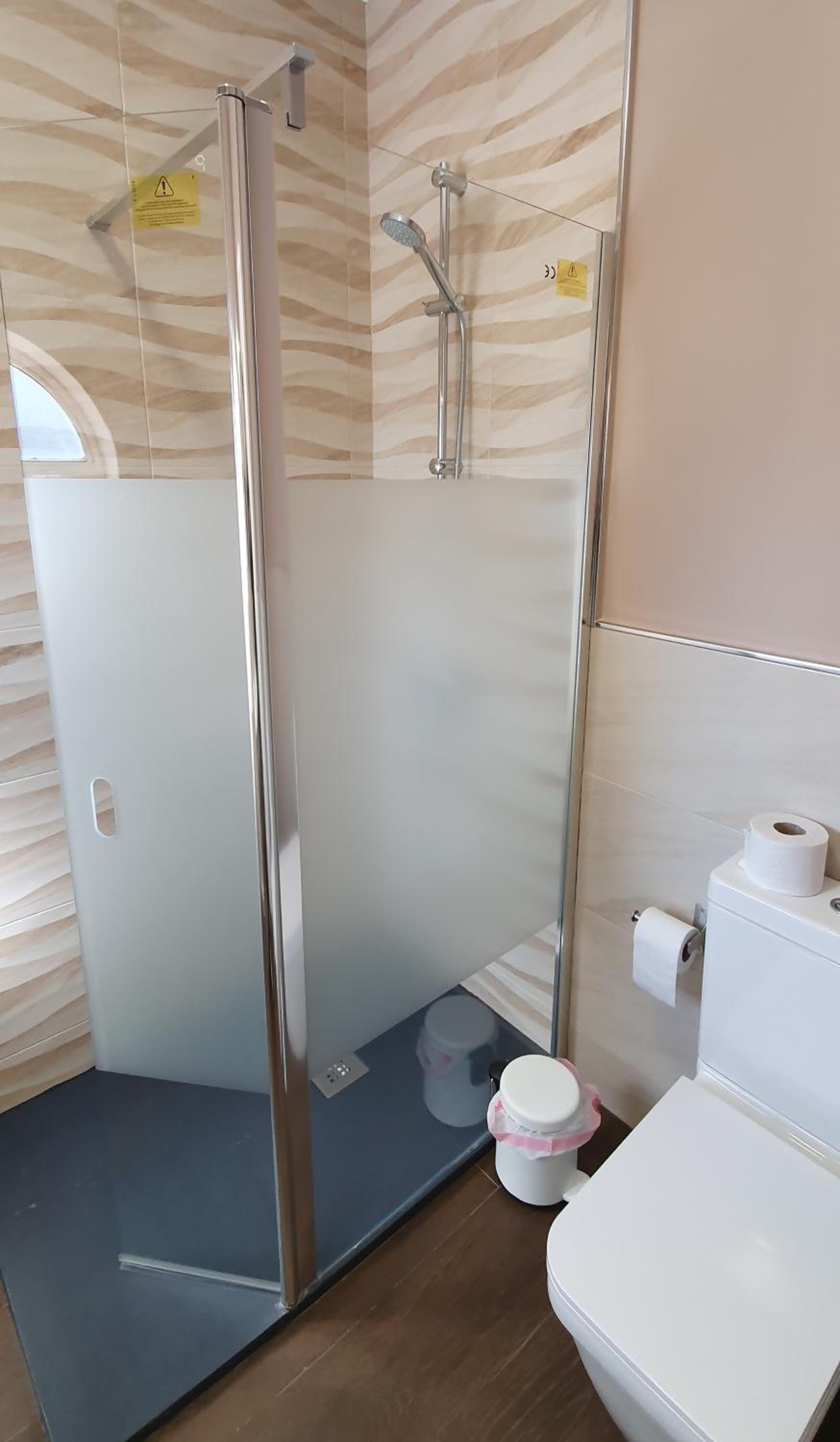 Double or Twin Room - Photo 4