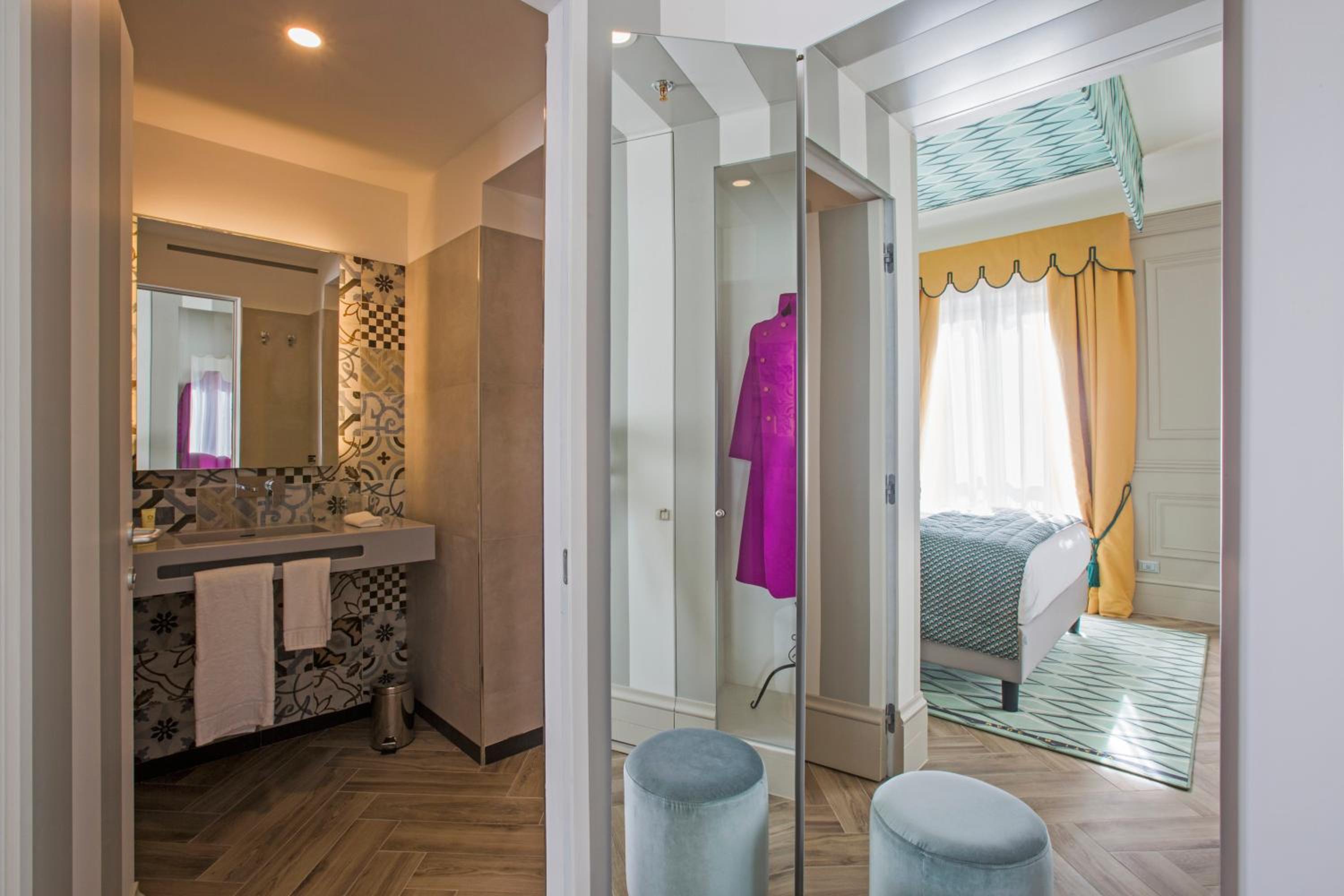 Premium Queen Room