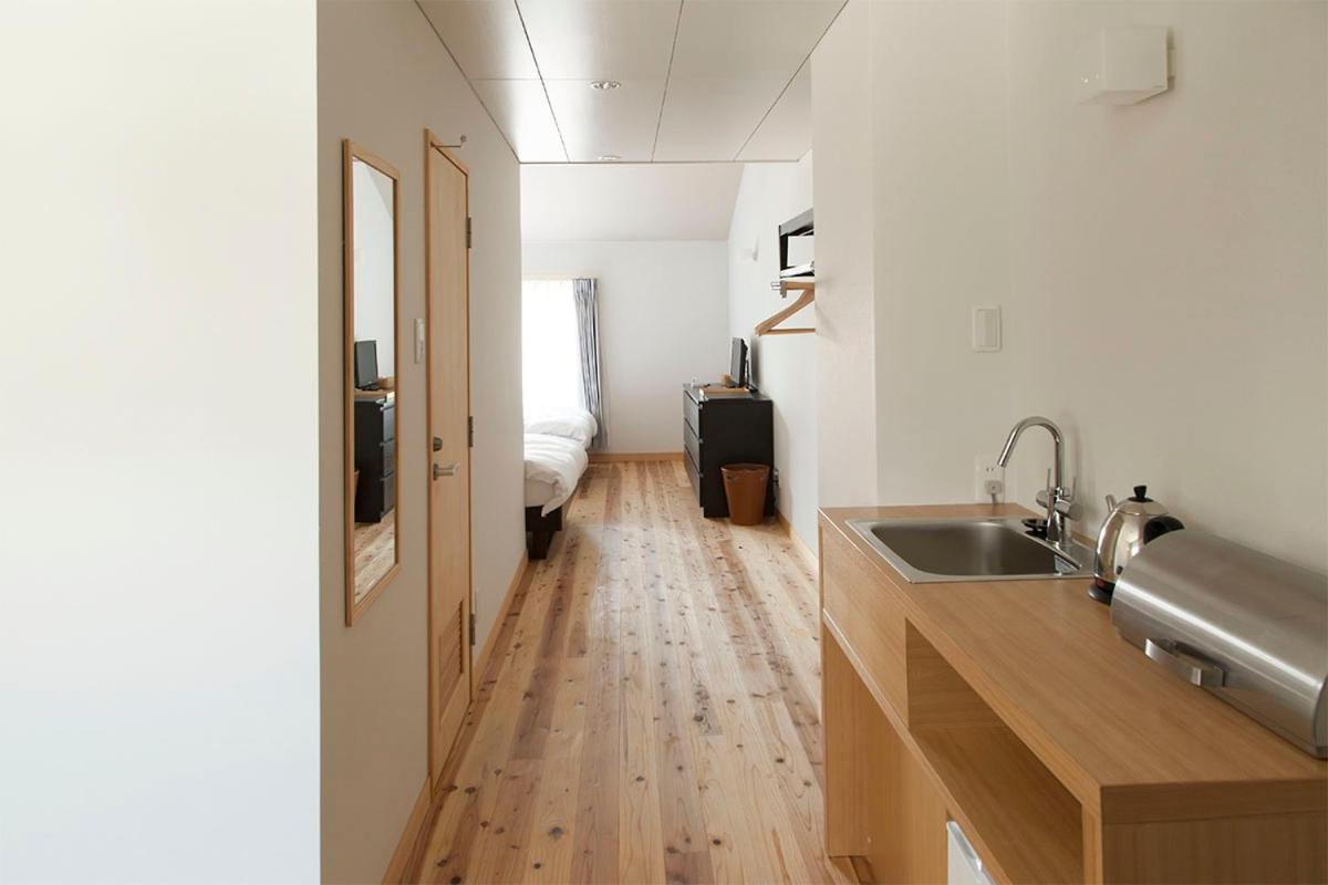 Twin Room with Garden View - Photo 4