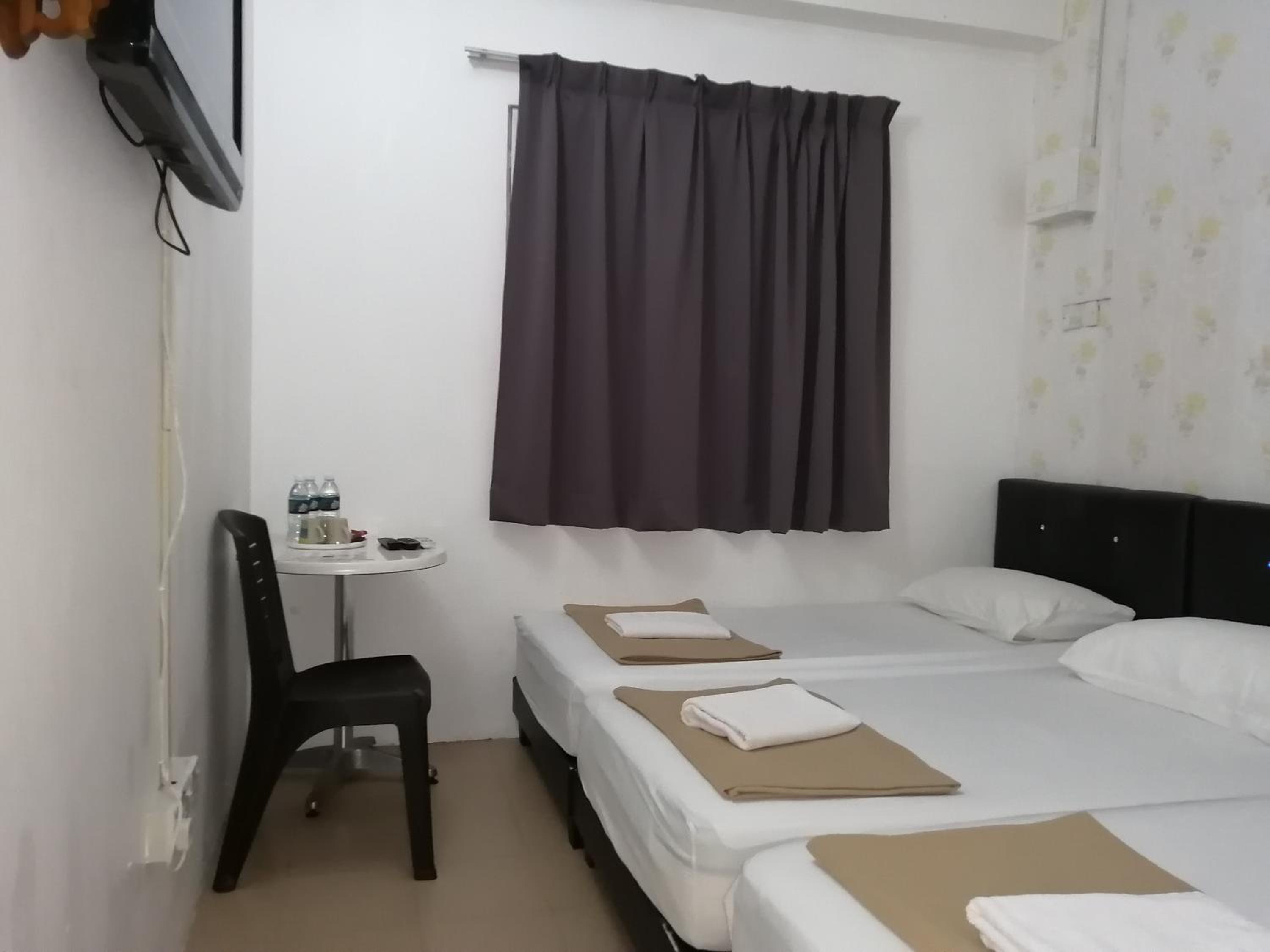 Deluxe Triple Room photo 2