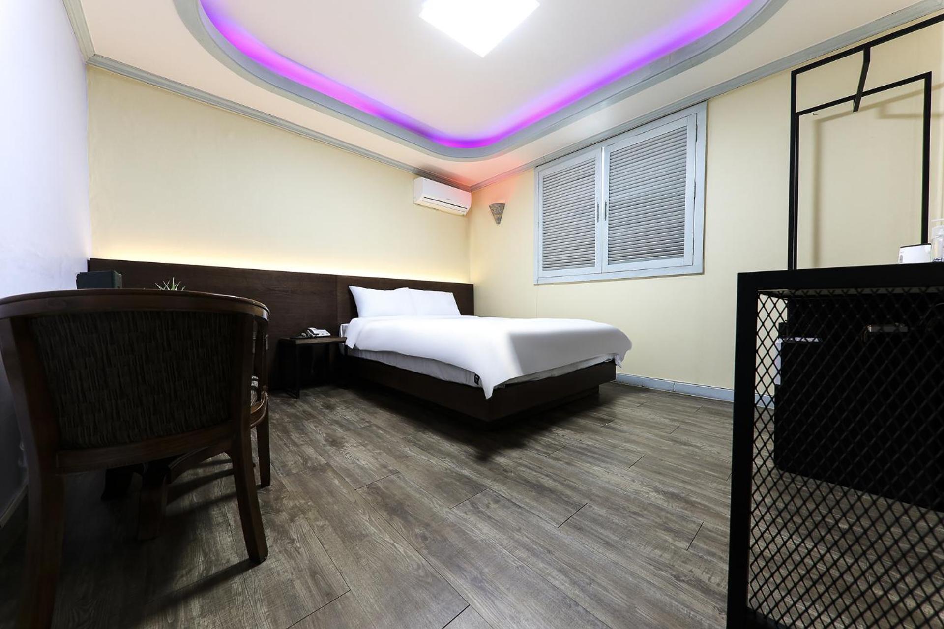 Deluxe Double Room photo 2
