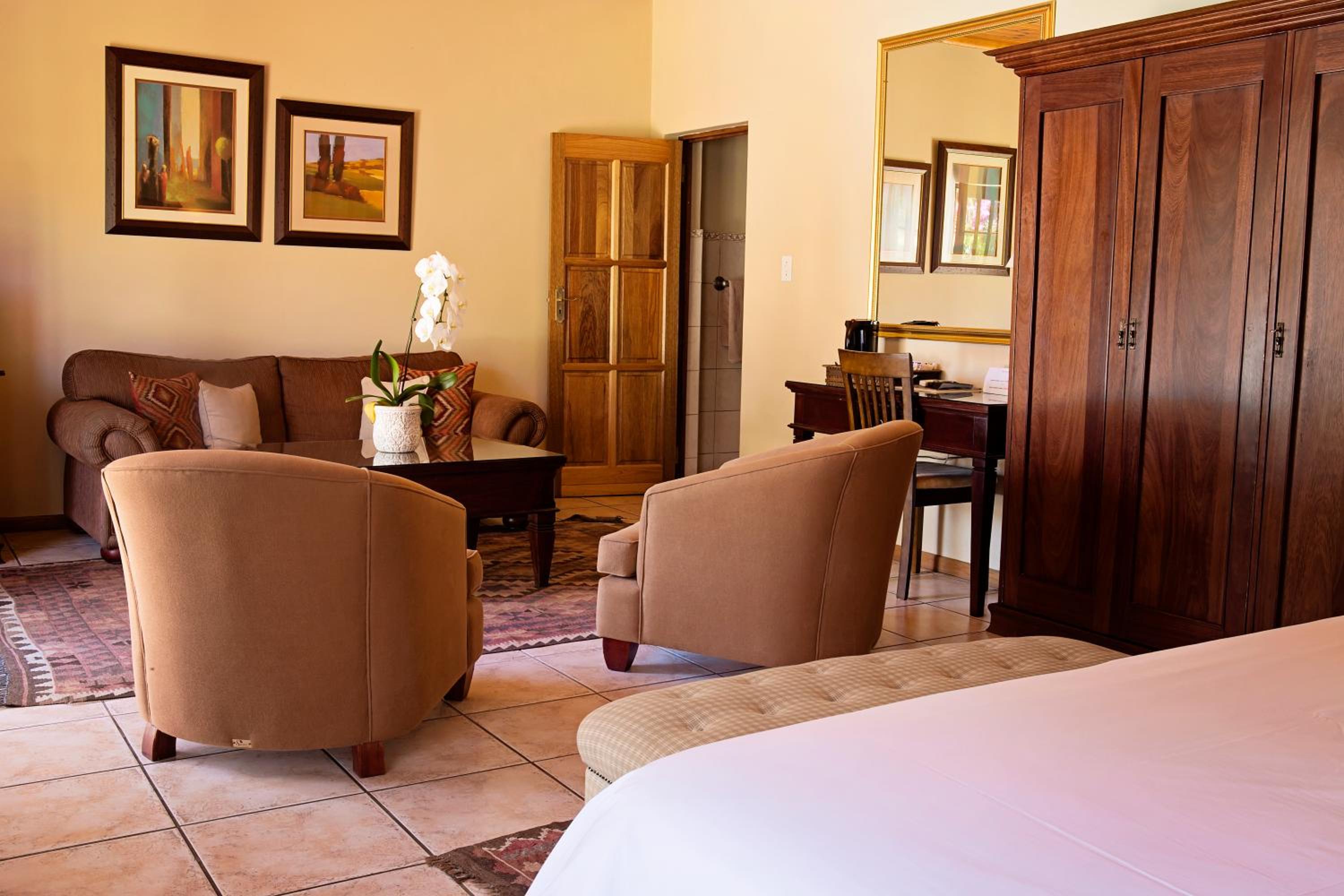 Double Room with Garden View - Photo 2