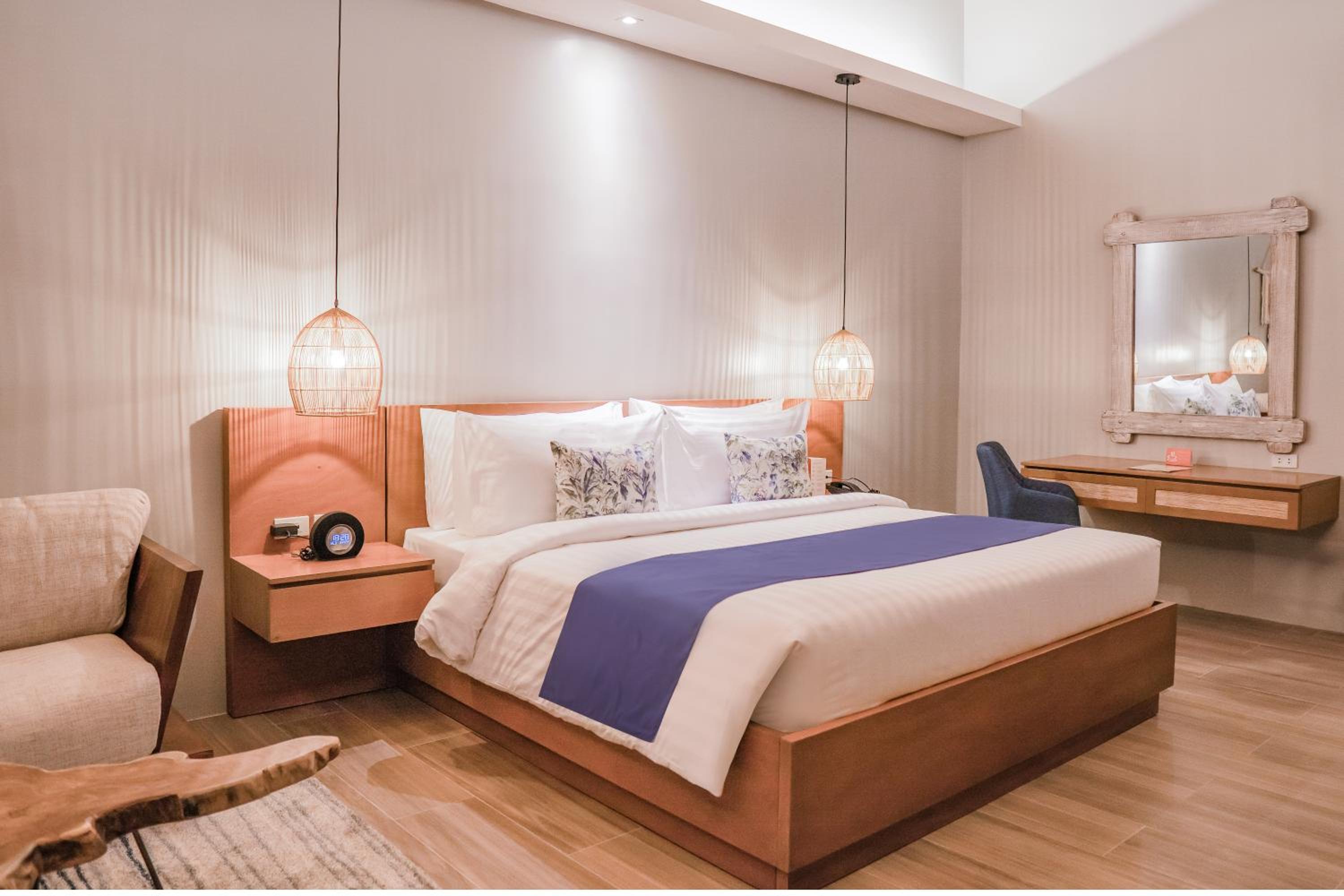 Premier Room - Photo 6