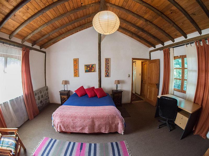 Three-Bedroom House photo 3