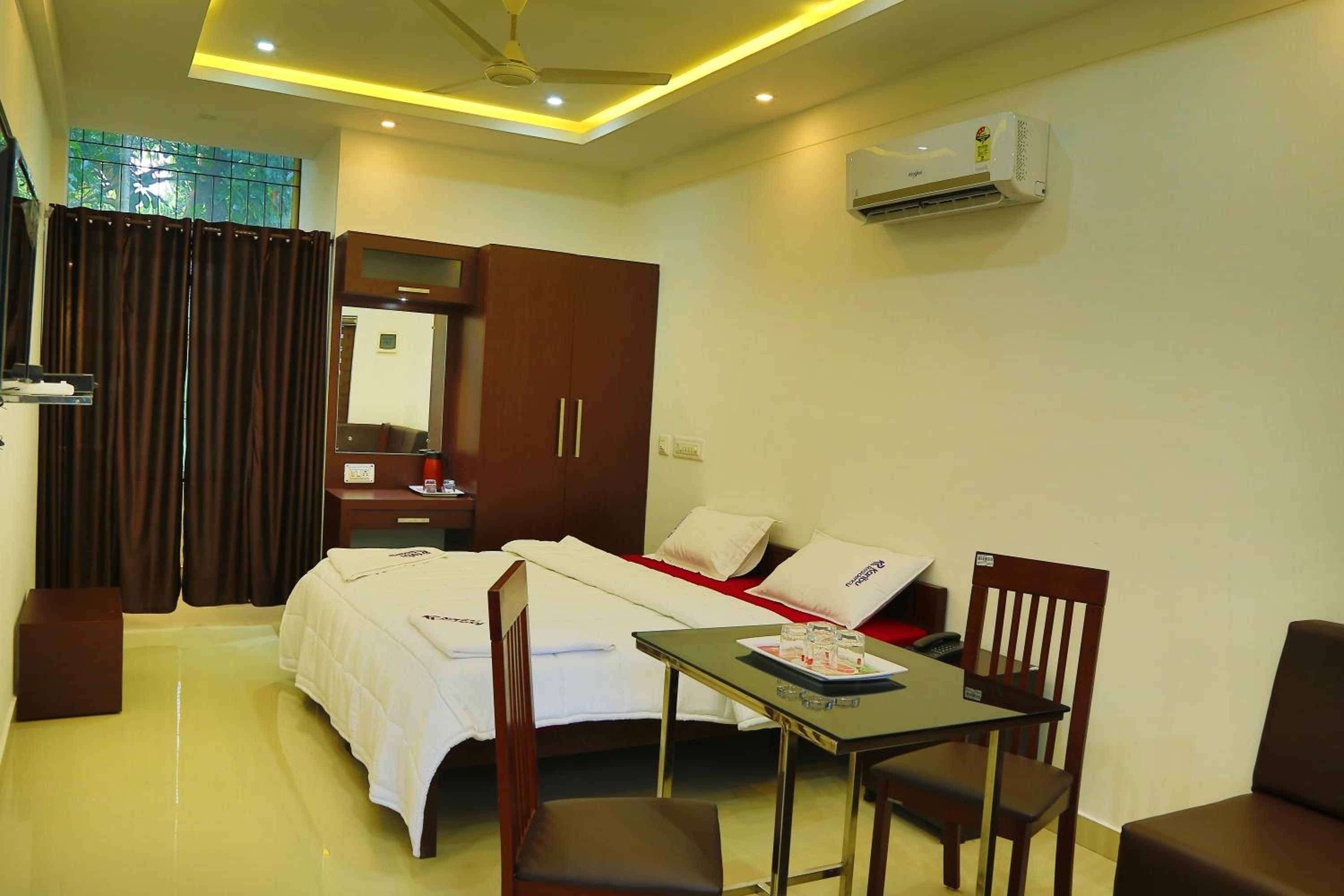 Deluxe Room - Photo 1