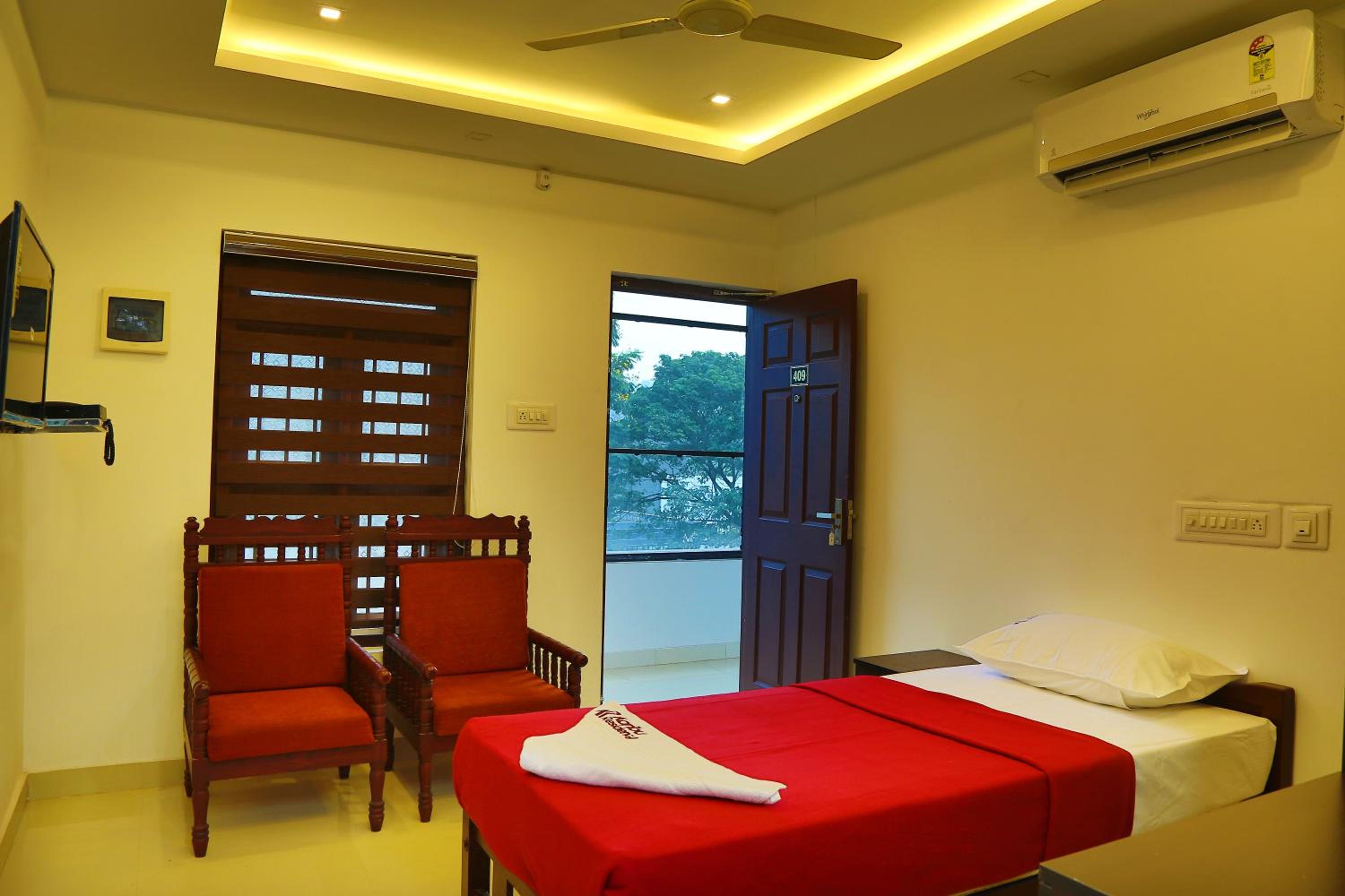 Single Room photo 3