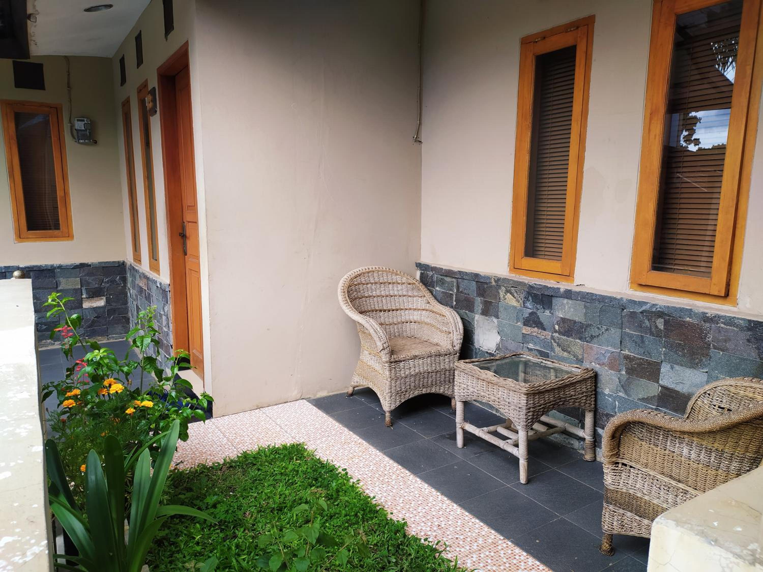 Two-Bedroom Villa - Photo 2