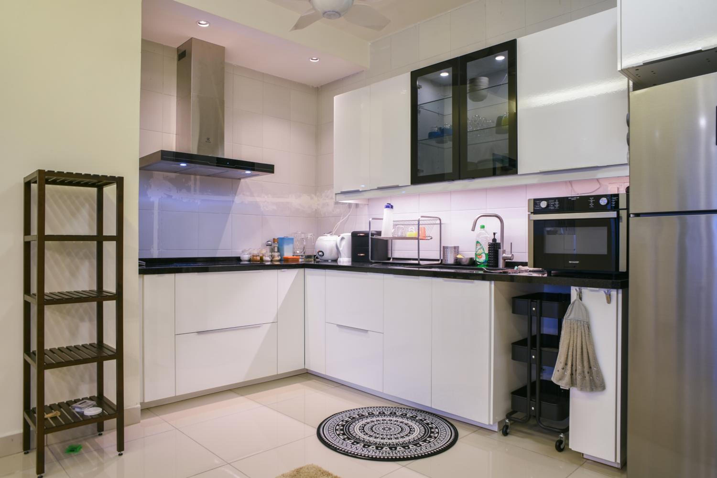 One-Bedroom Suite - Photo 7