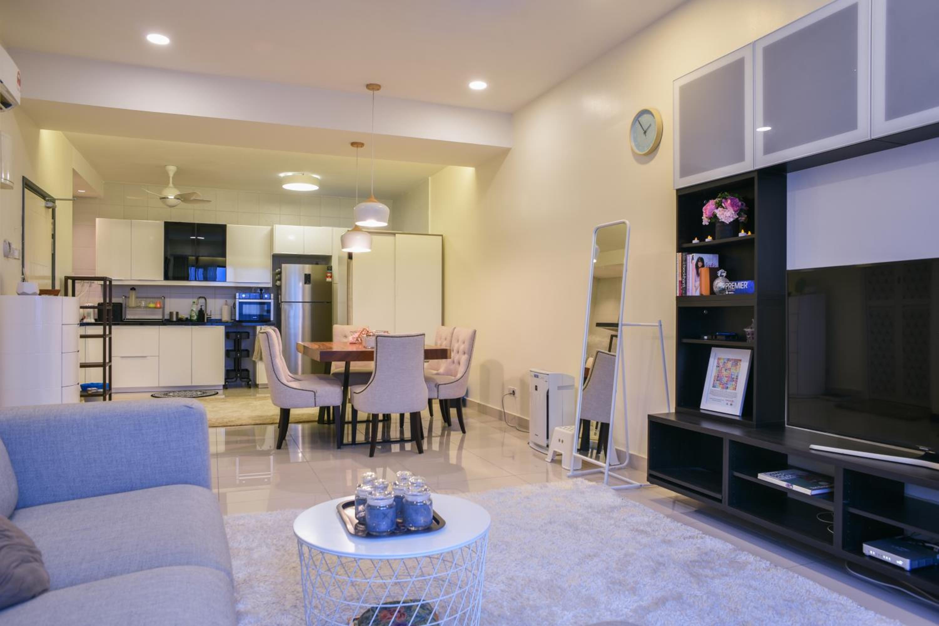 One-Bedroom Suite - Photo 1