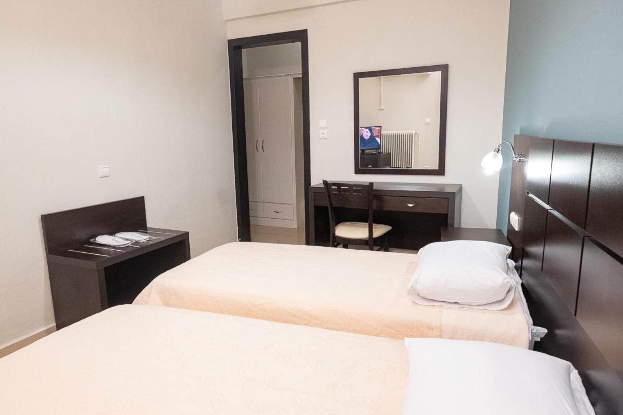 Double or Twin Room photo 3