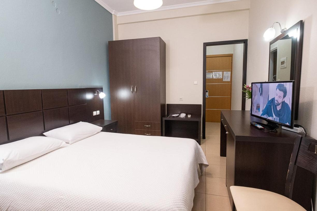 Double or Twin Room photo 2