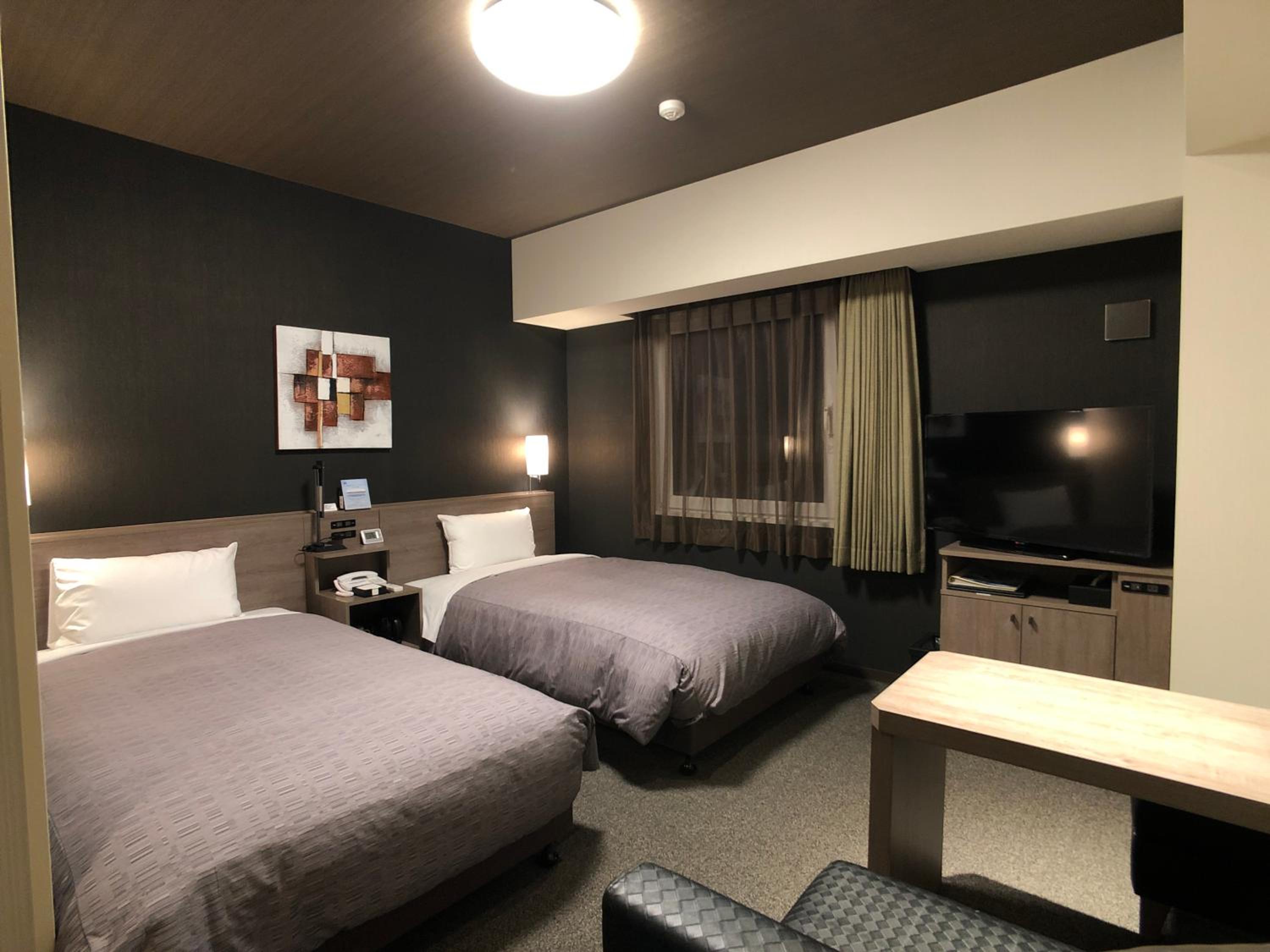 Twin Room - Non-Smoking