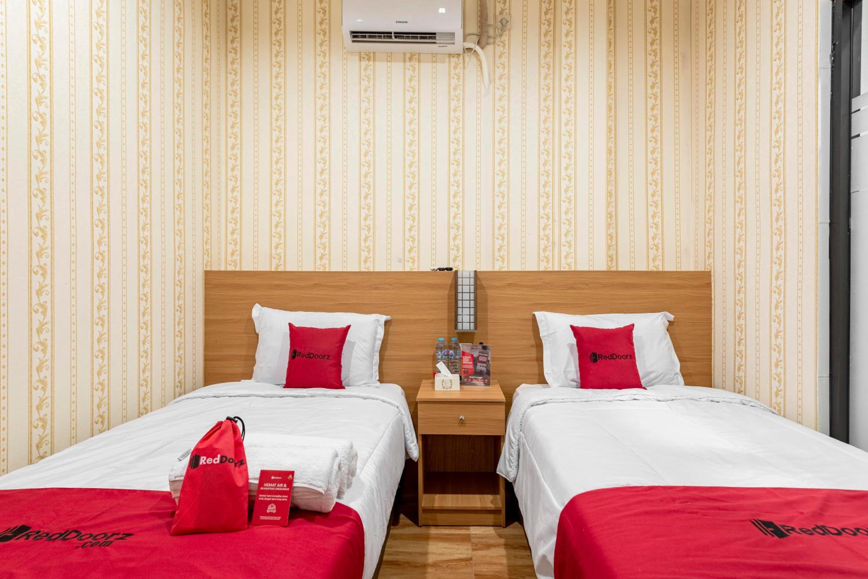 Twin Room - Photo 4