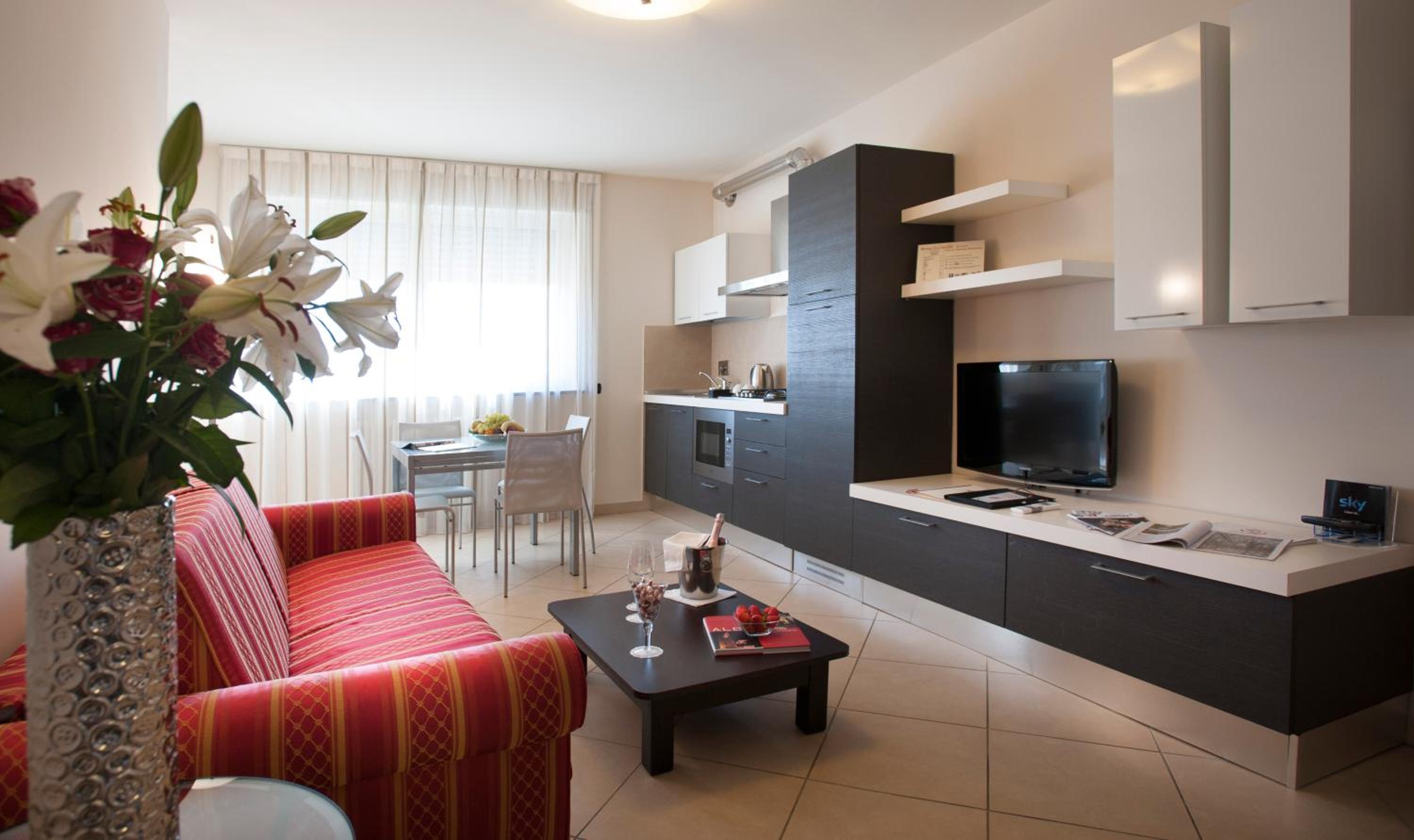 Two-Bedroom Apartment with Balcony (3 Adults)