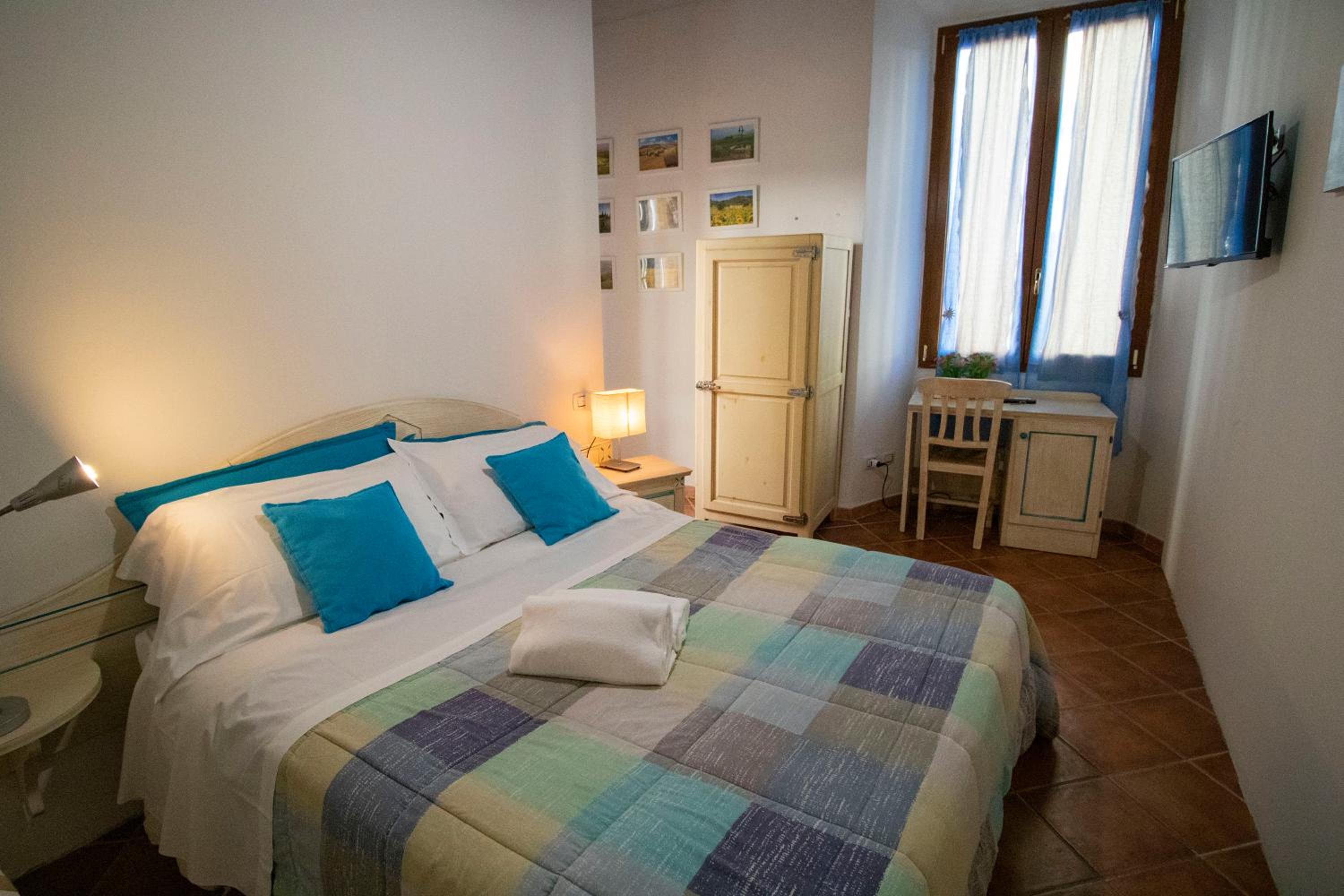 Small Double Room photo 2
