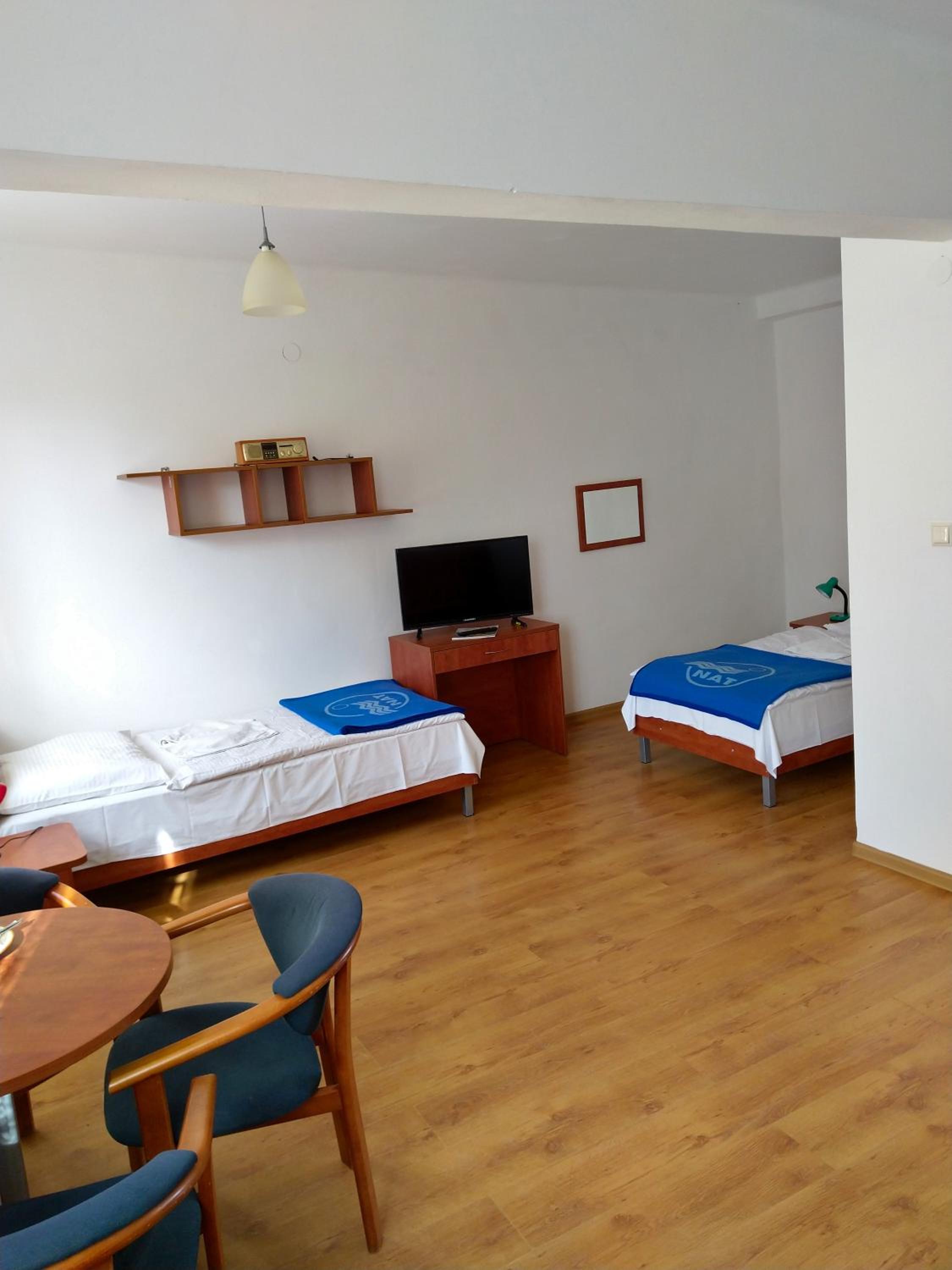 Economy Triple Room - Photo 1