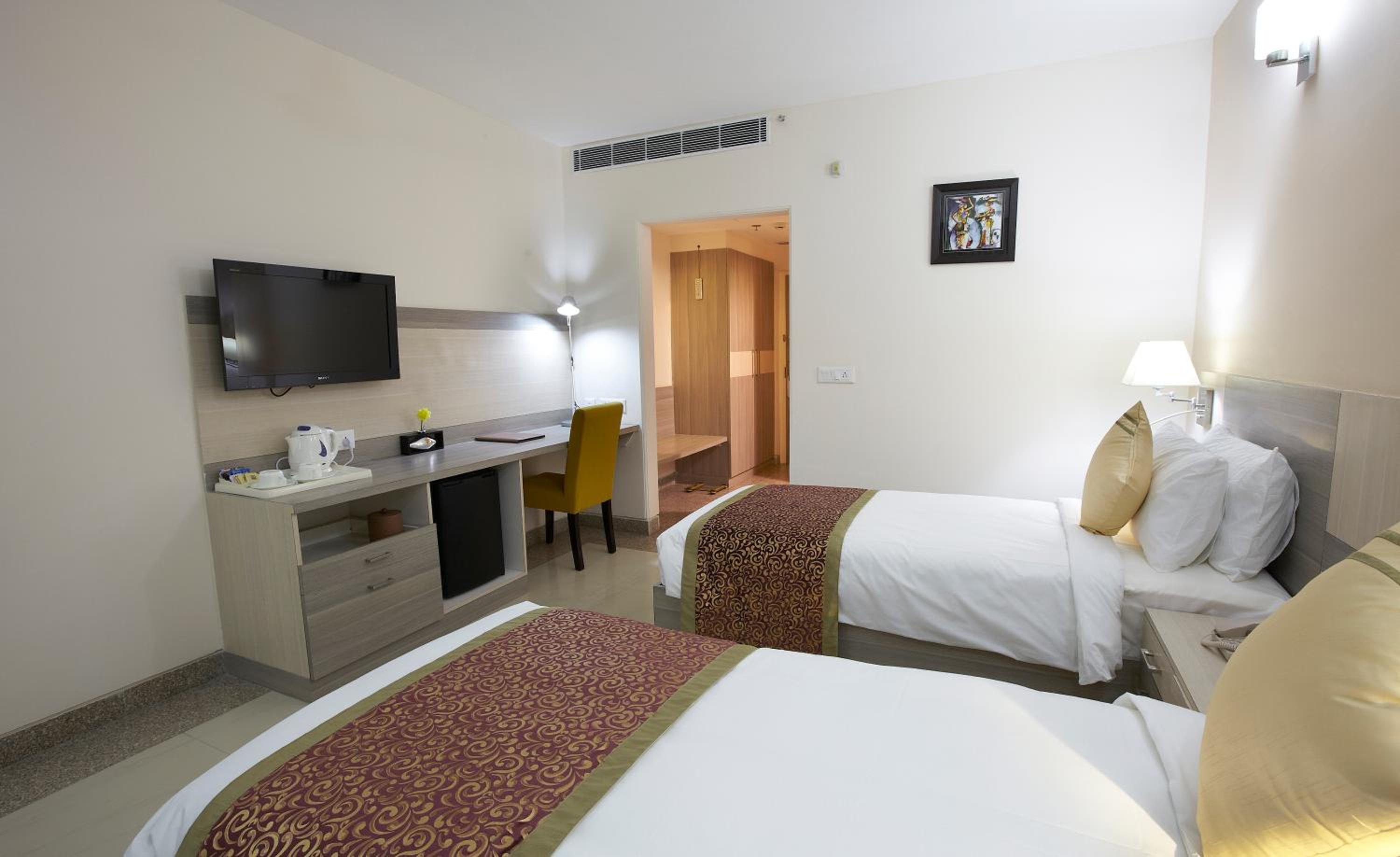 Deluxe Double Room (Non-Smoking)