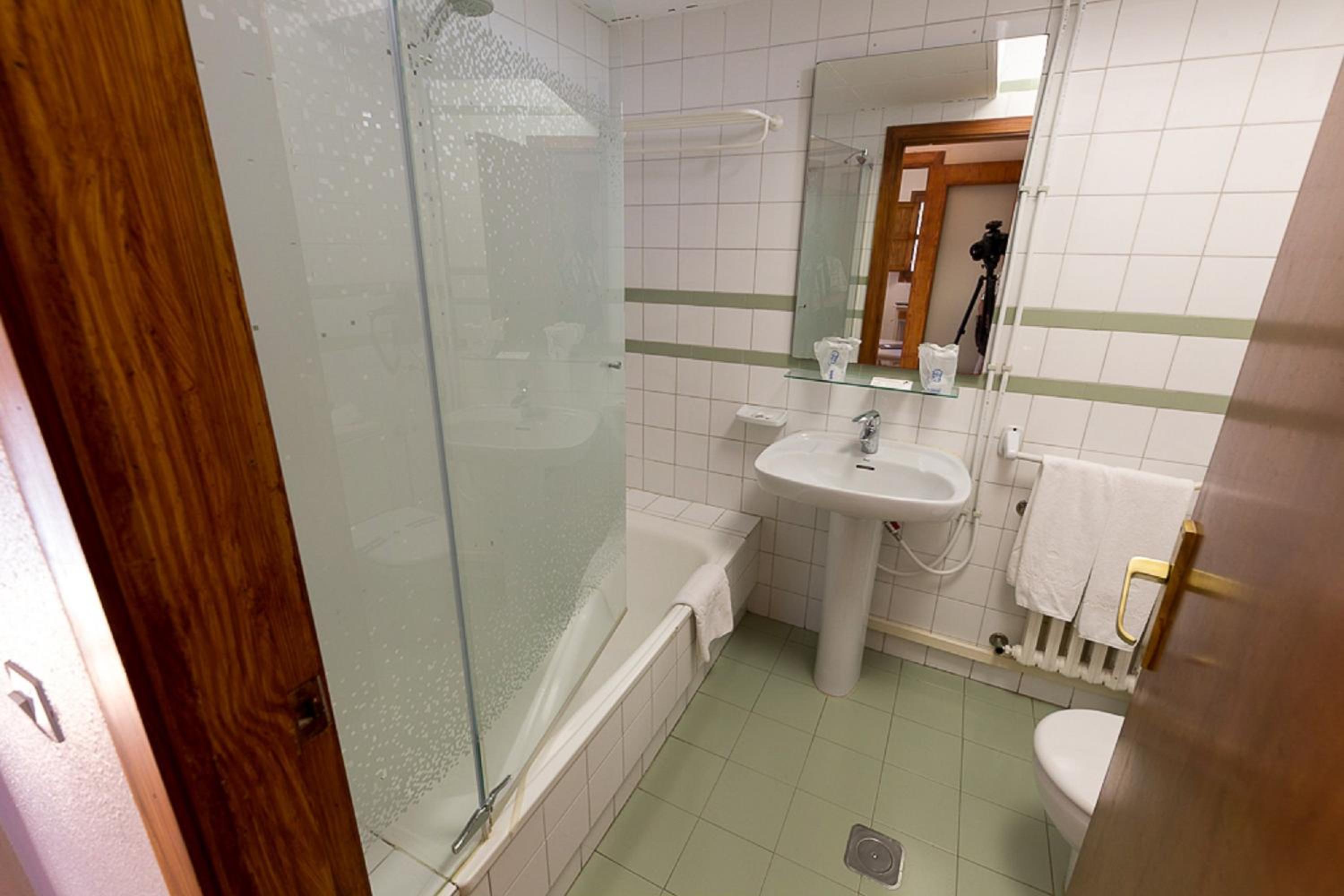 Double Room With Living Room (2 Adults + 1 Child)