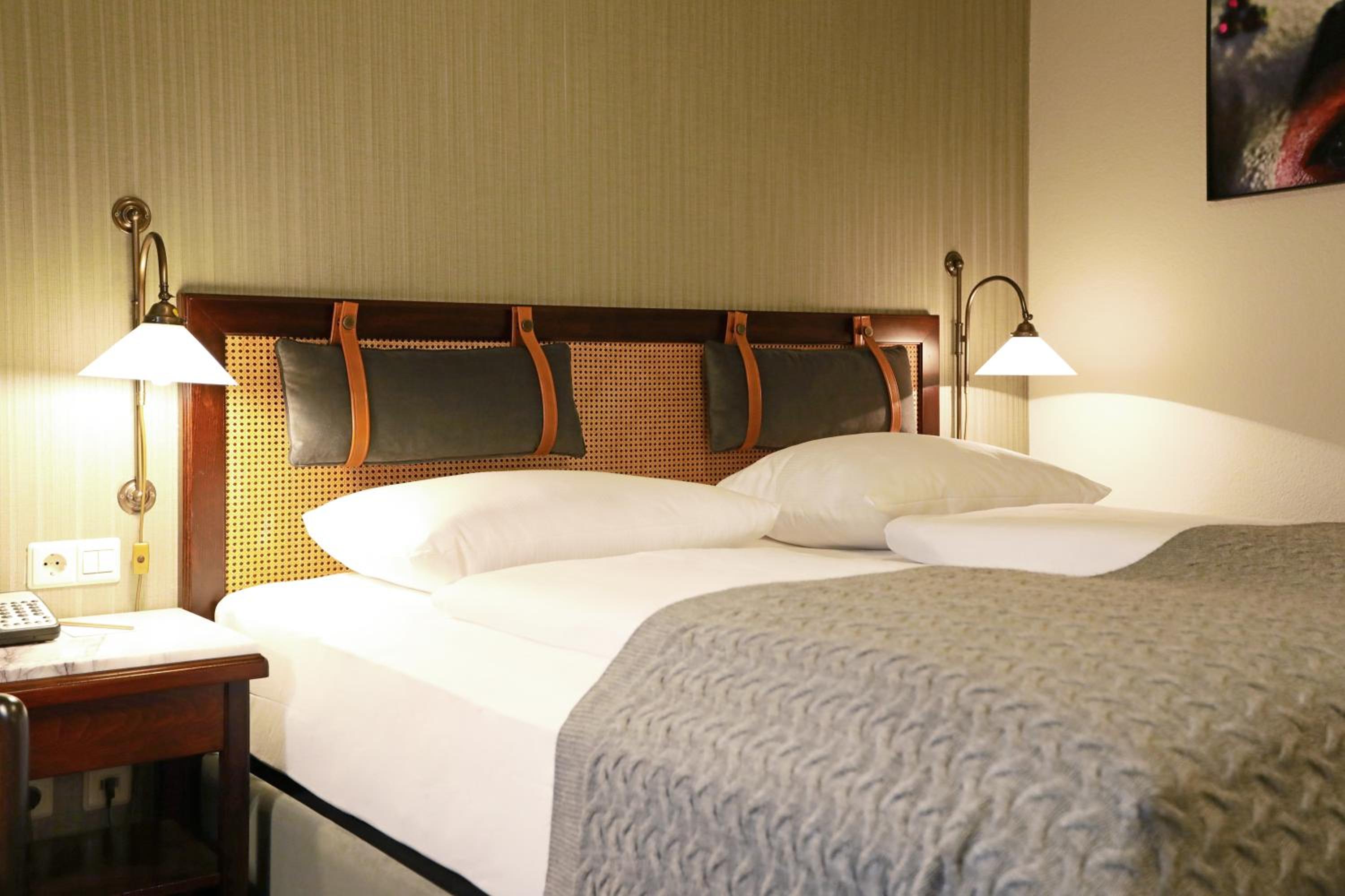 Standard Double Room - Photo 7