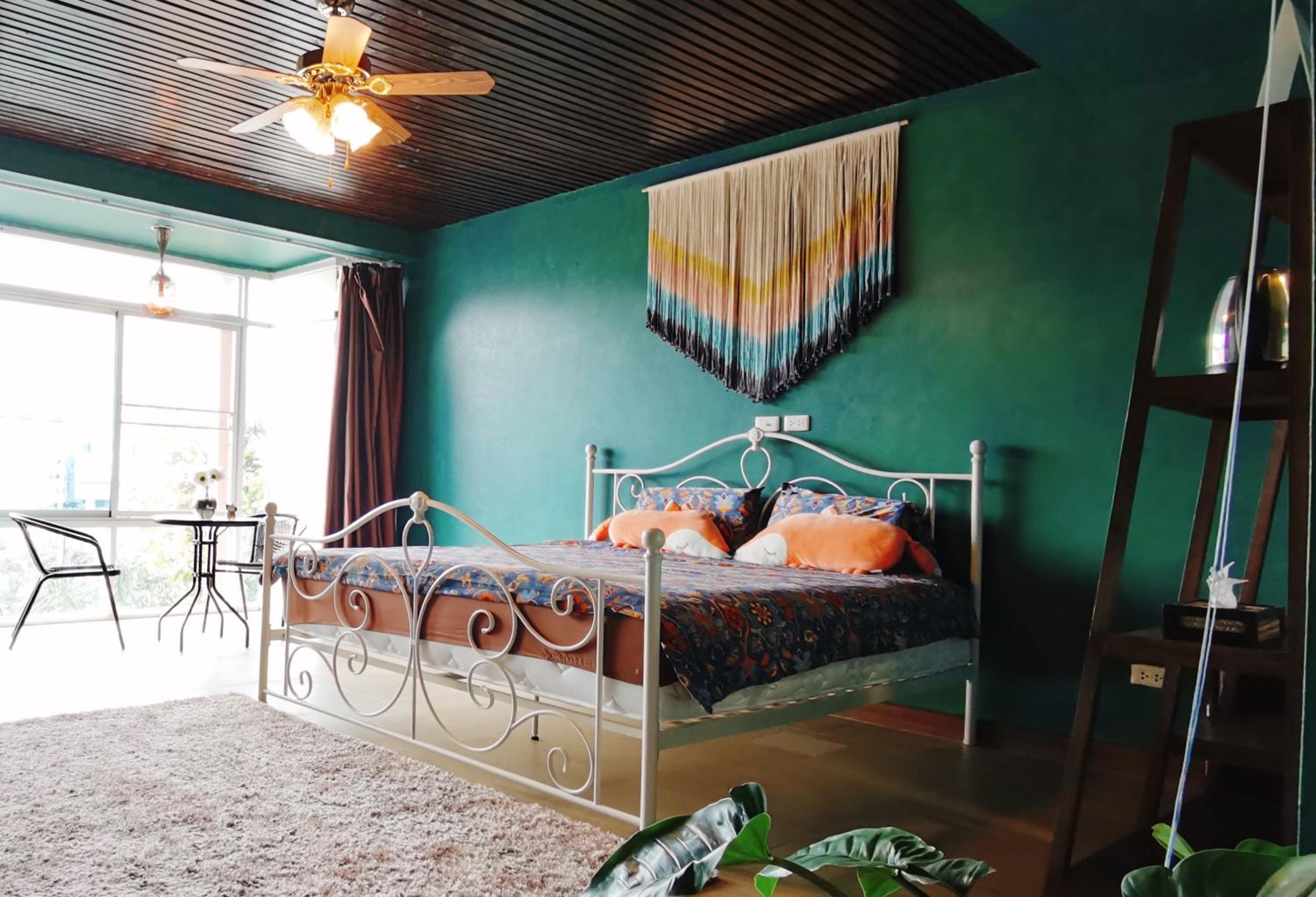 King Room with Garden View - Photo 16