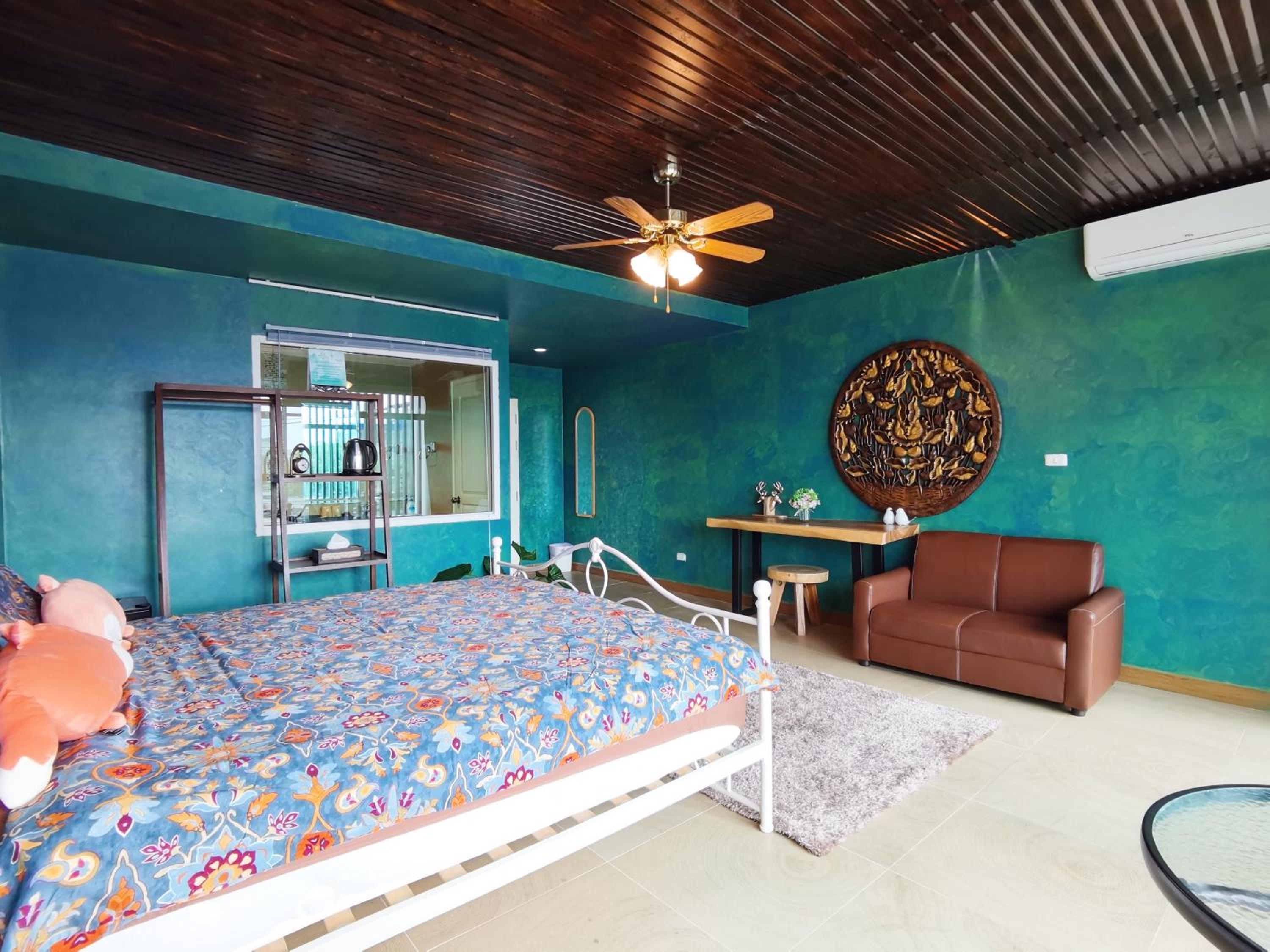 King Room with Garden View - Photo 12