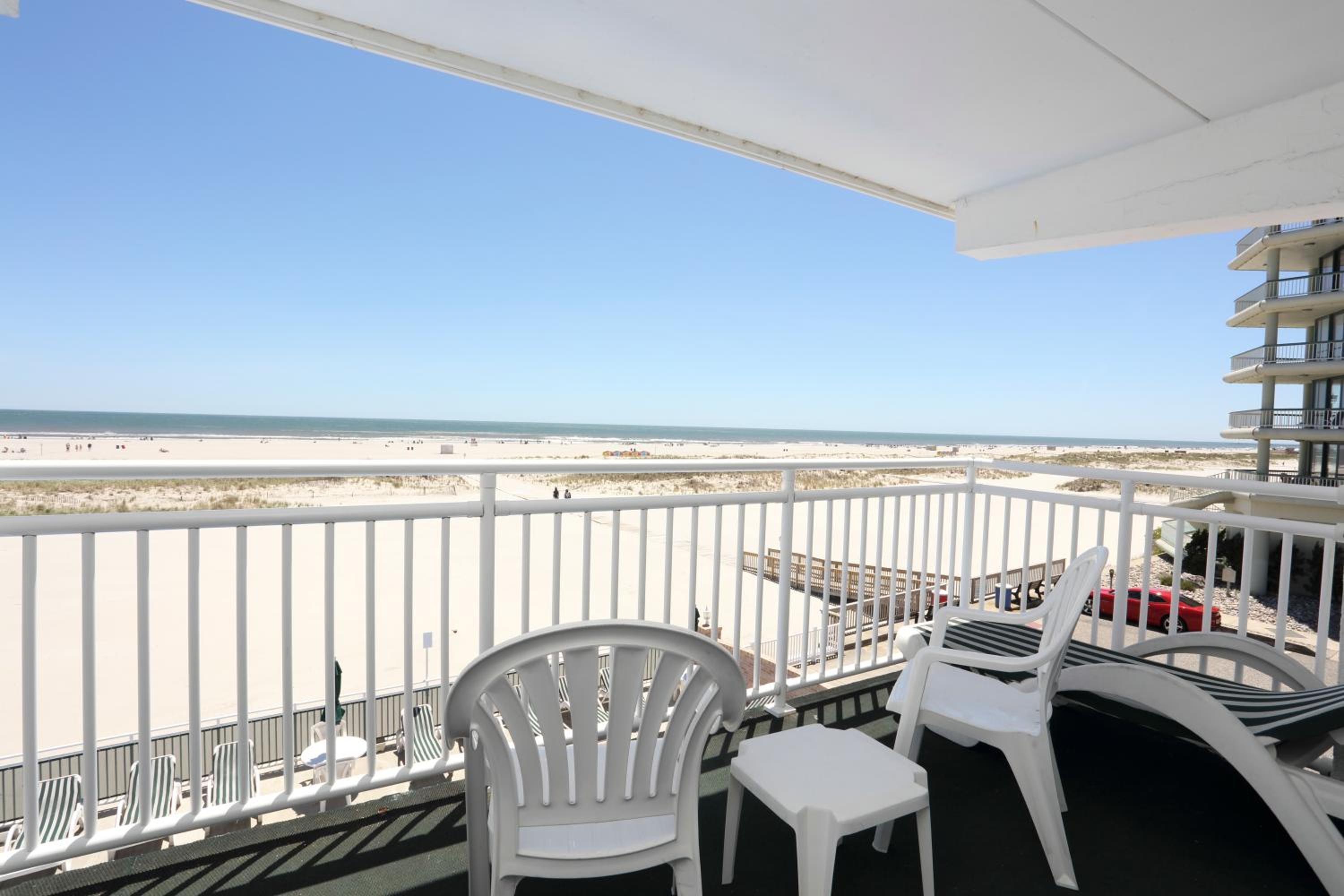 Studio with Ocean View - Photo 5