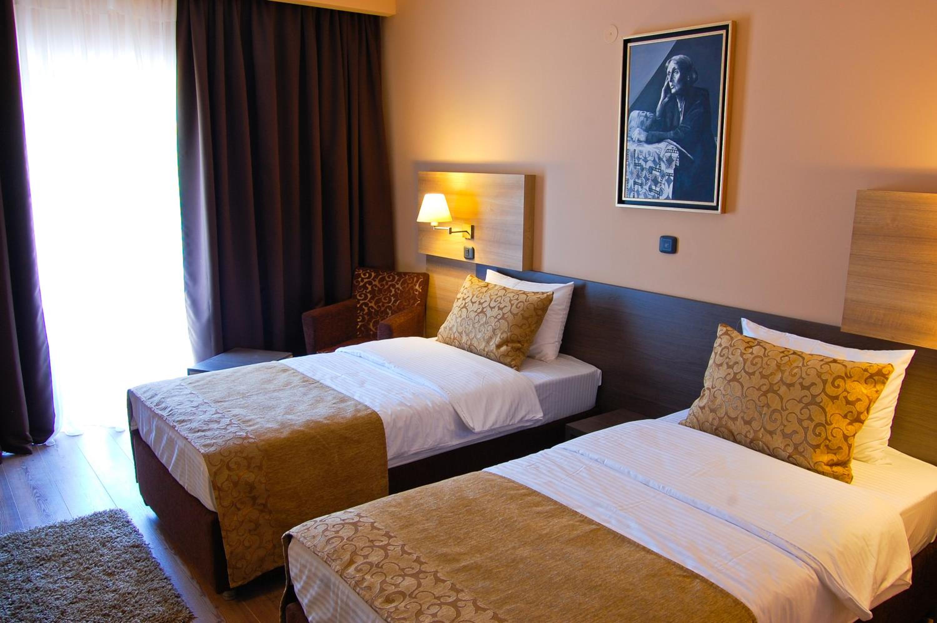 Double or Twin Room photo 1