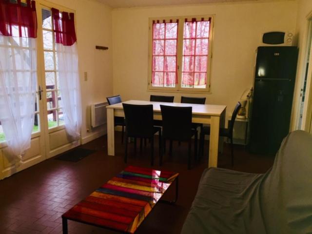 Two-Bedroom House - Photo 8
