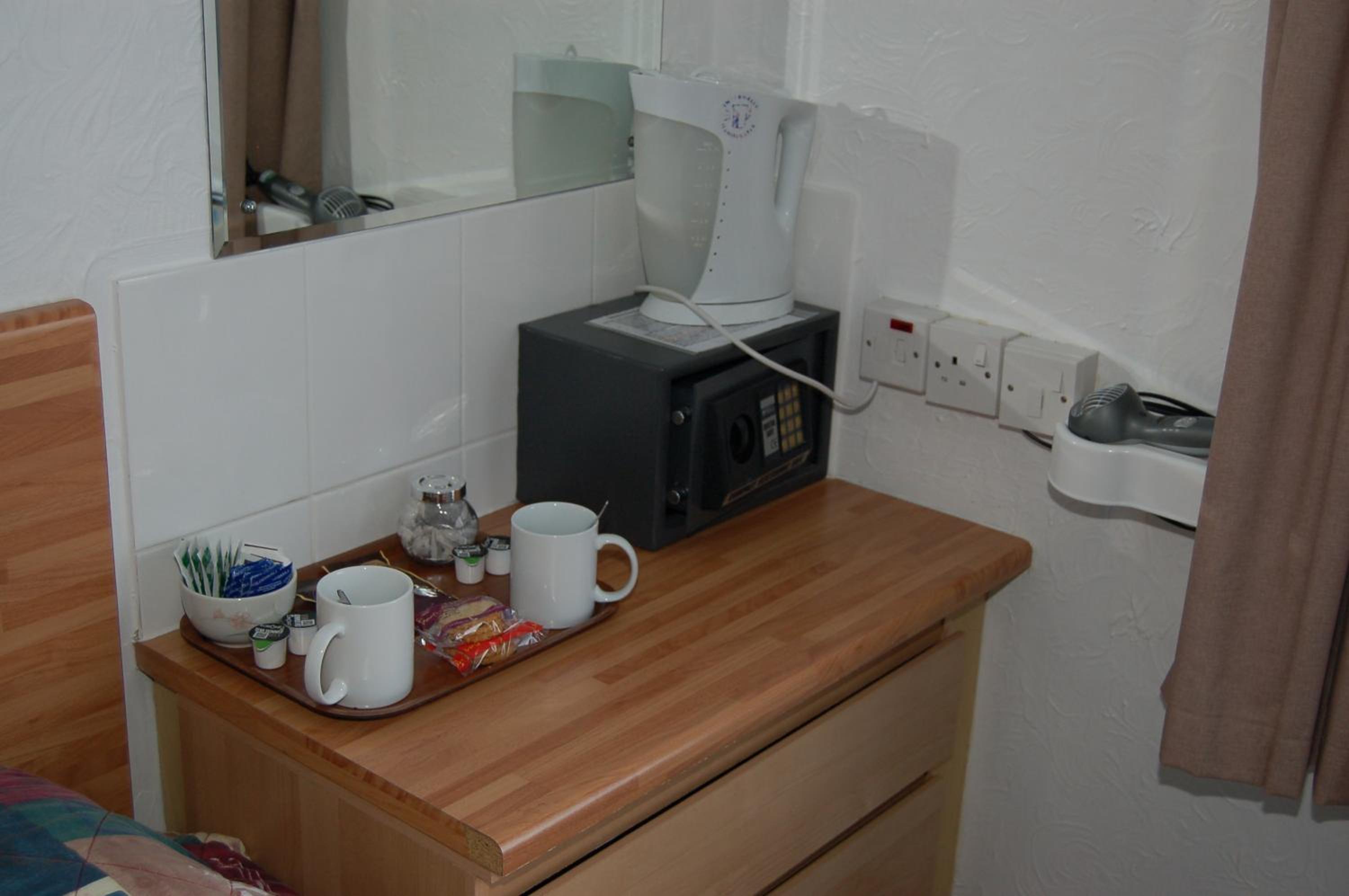 Small Twin Room photo 3