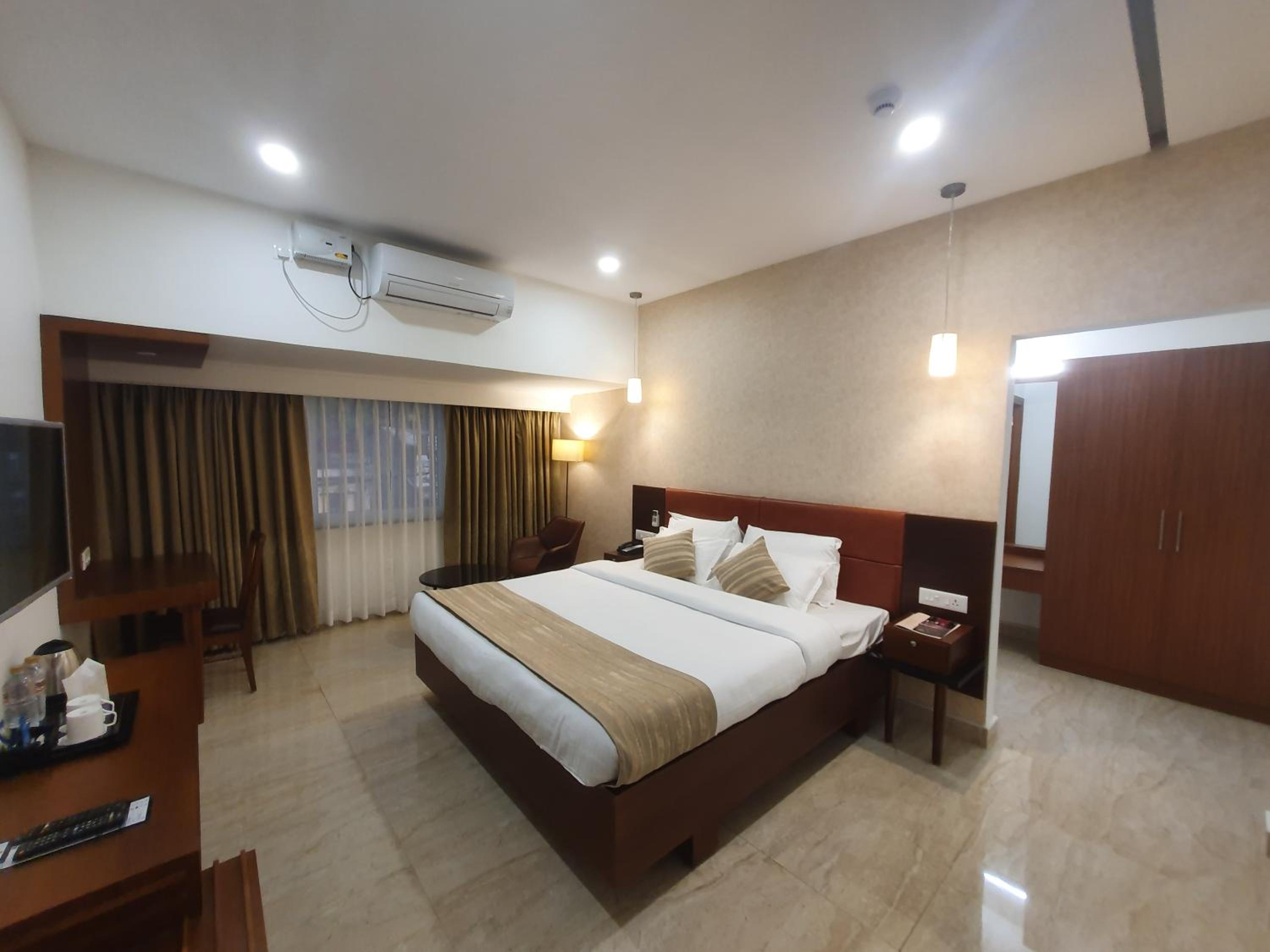 Executive Suite