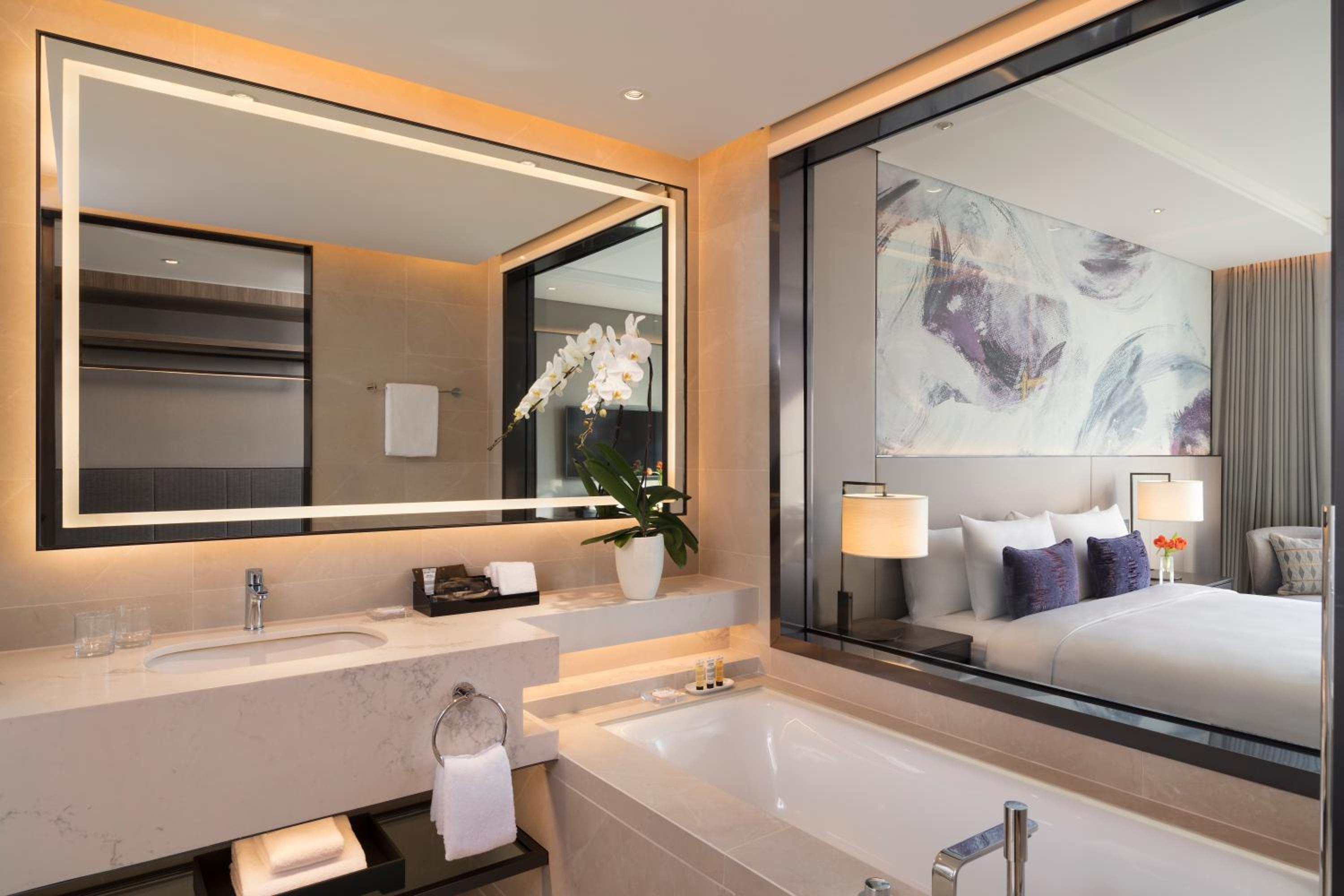 Executive Room photo 2