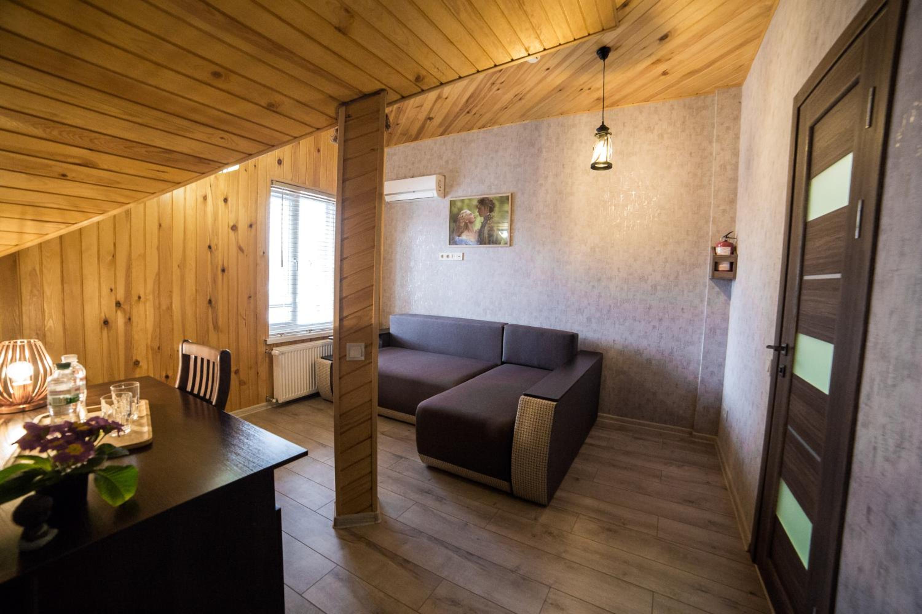 Double Room with Private Bathroom photo 2