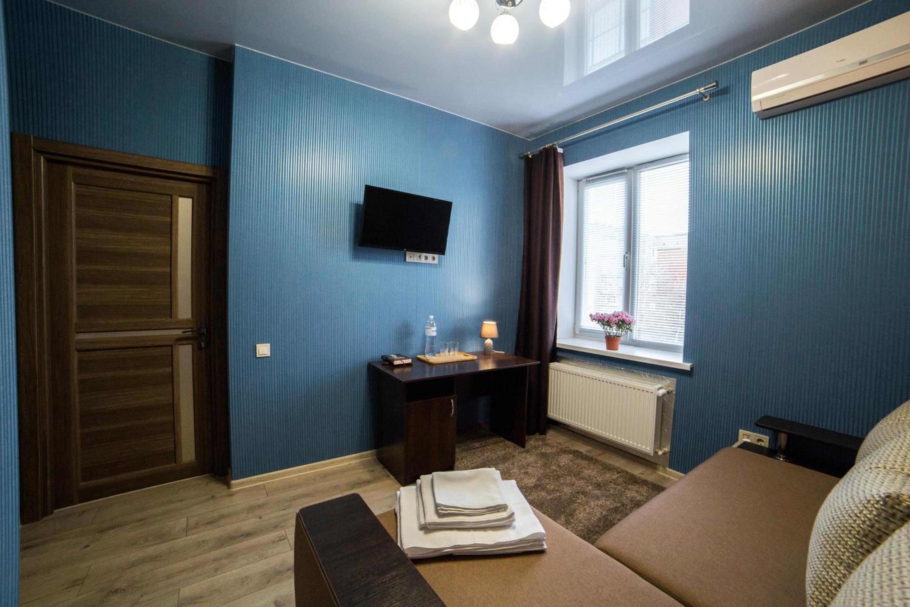 Double Room with Private Bathroom photo 2
