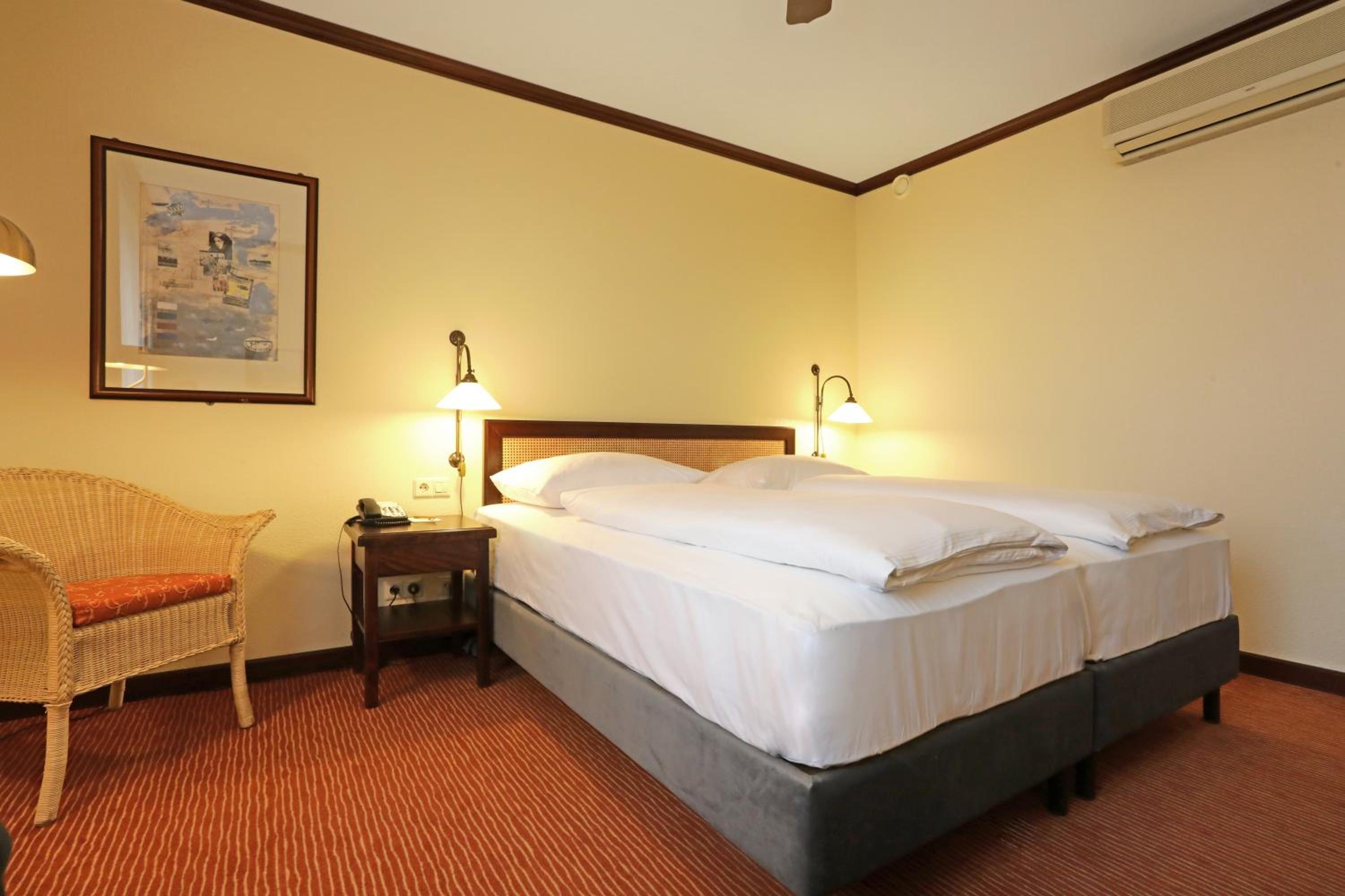 Classic Double Room - Photo 9