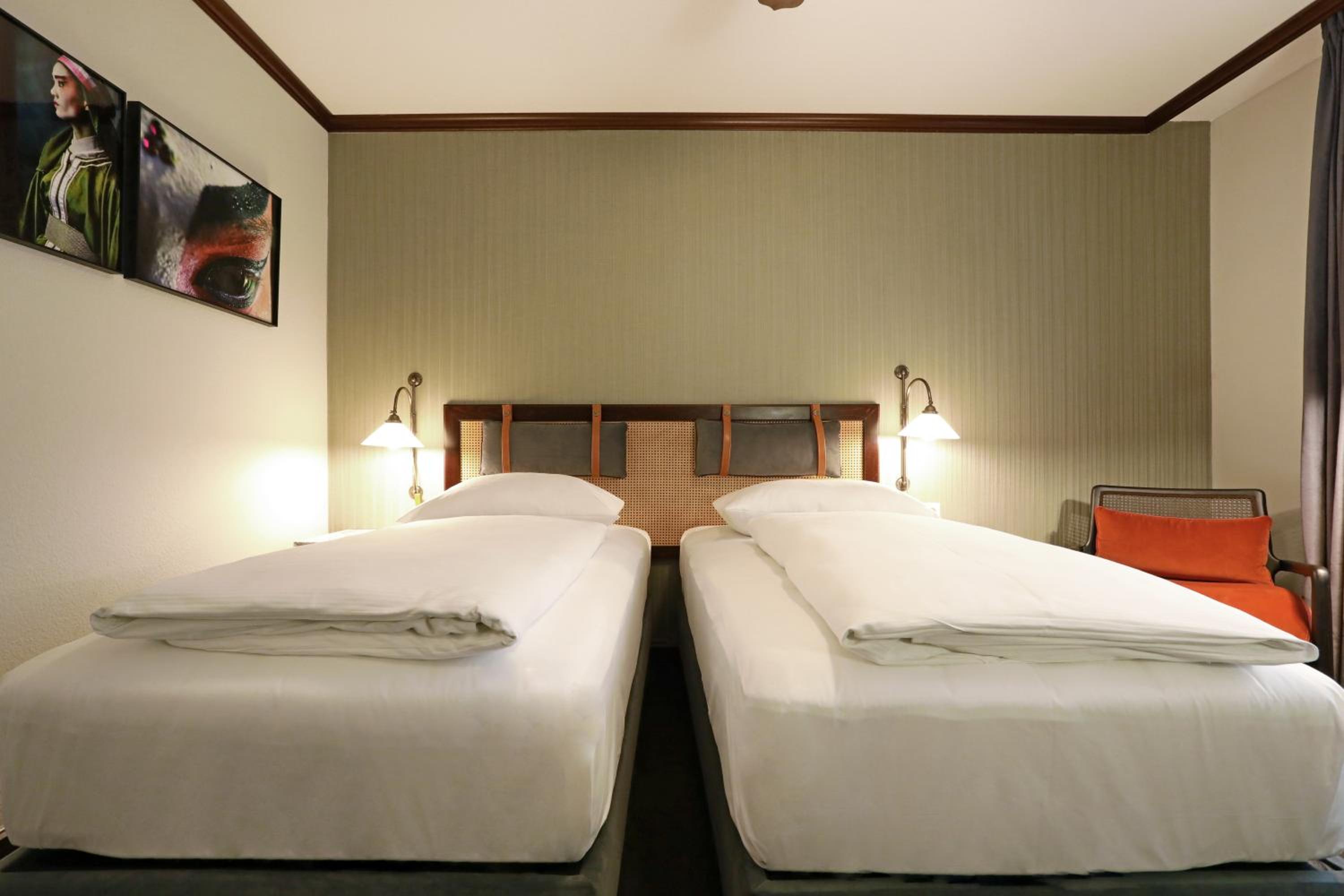 Standard Twin Room - Photo 5