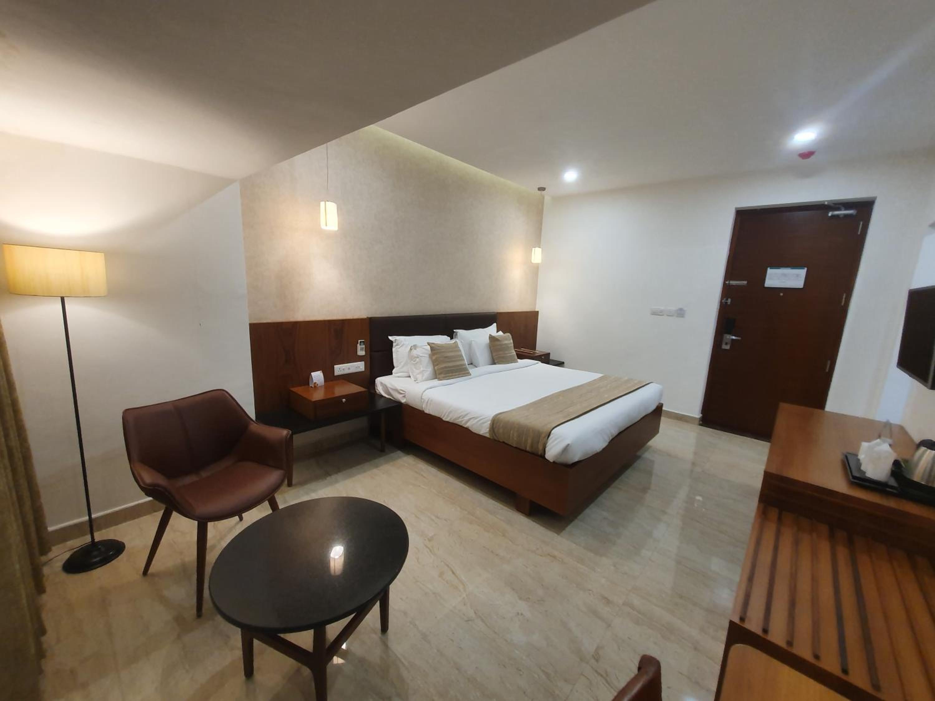 Superior King Room