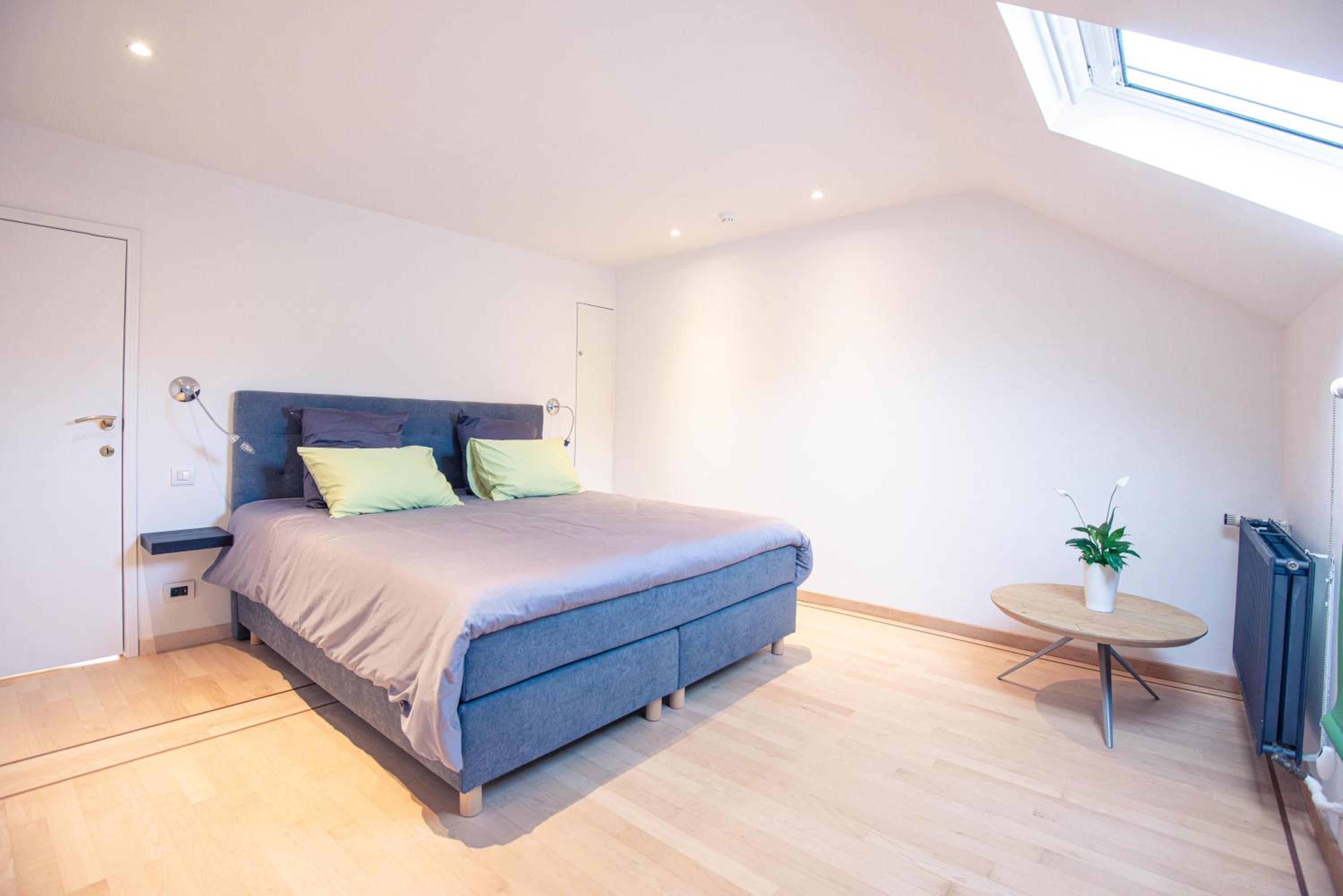 Four-Bedroom House photo 2