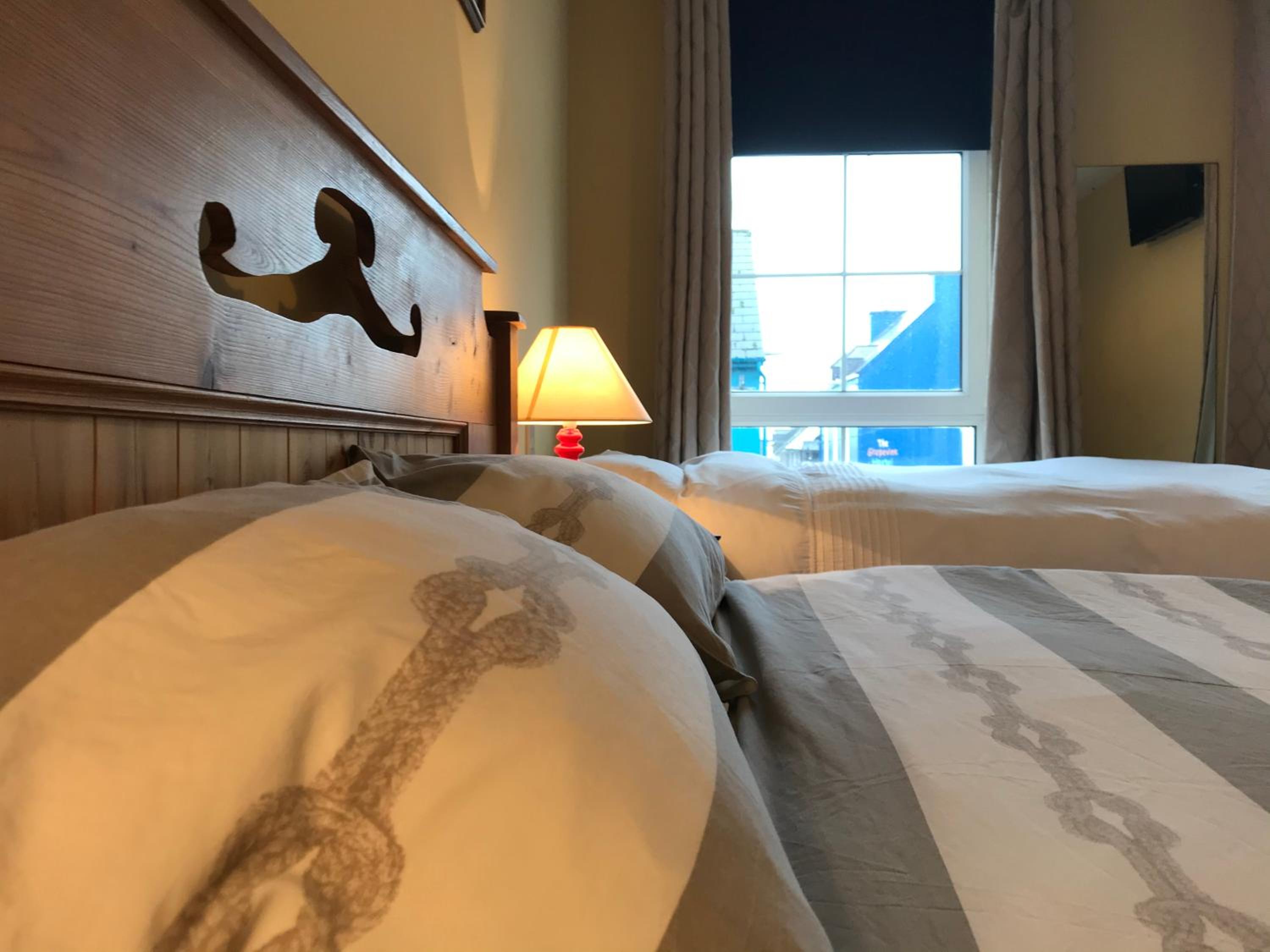 Double or Twin Room with Private Bathroom