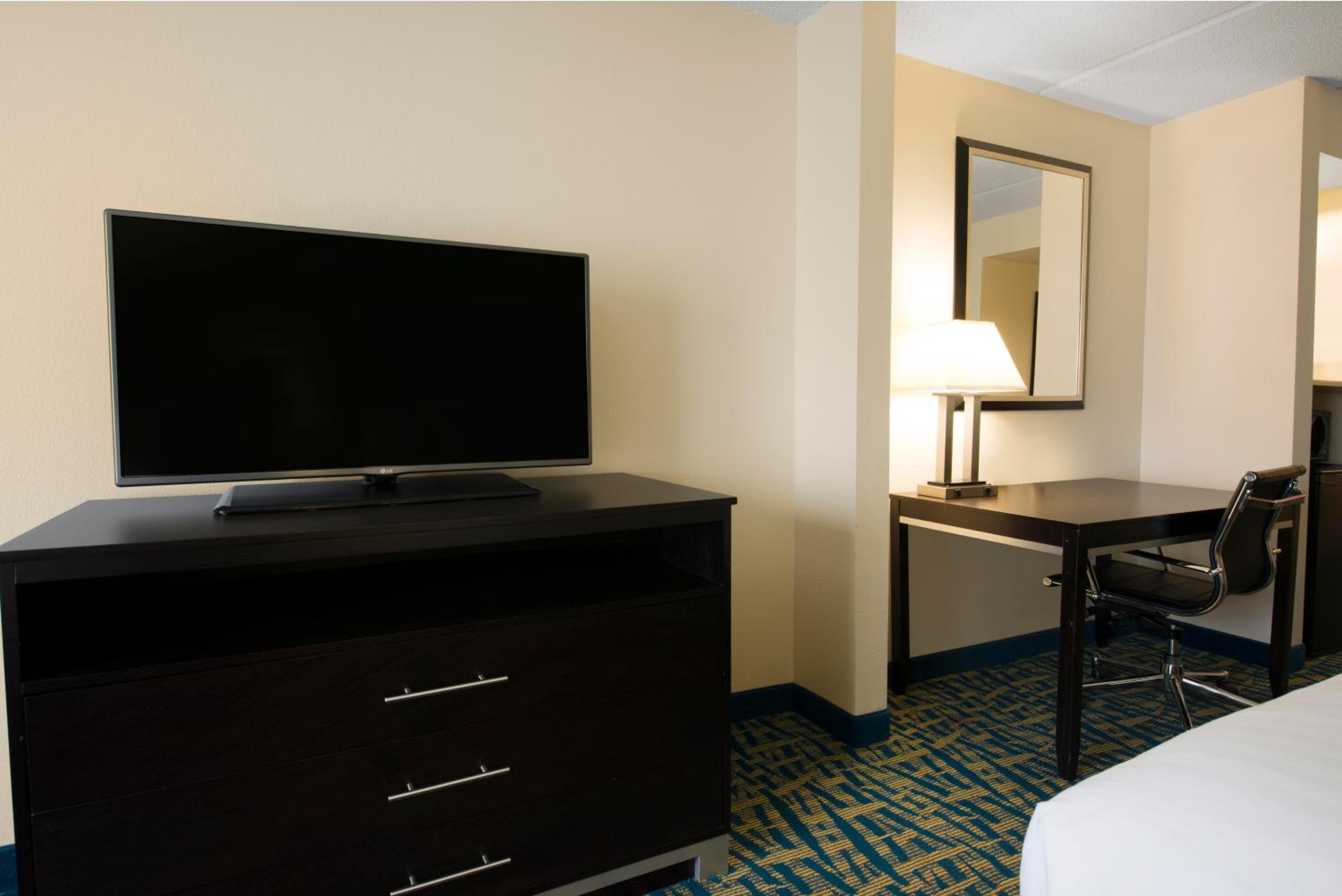 Standard King Room - Photo 1